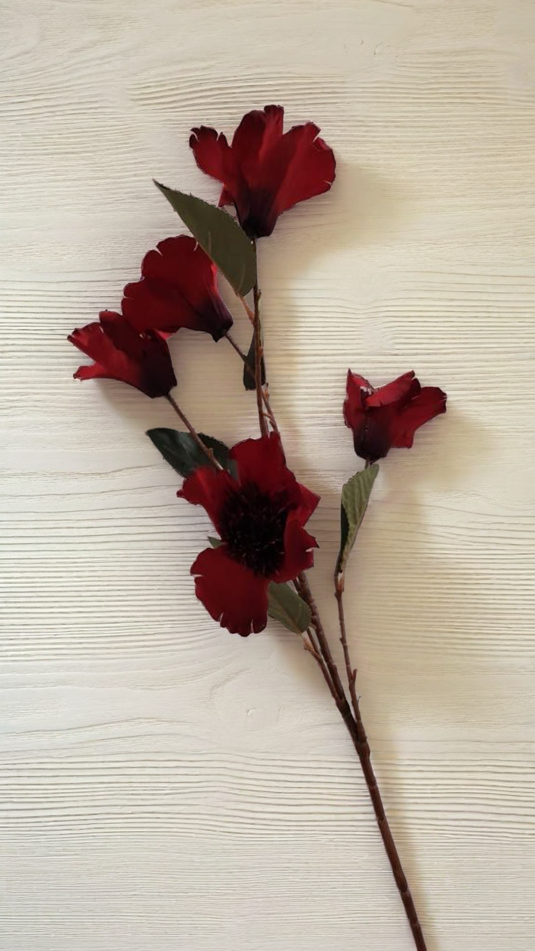 عرق زهور لون احمر