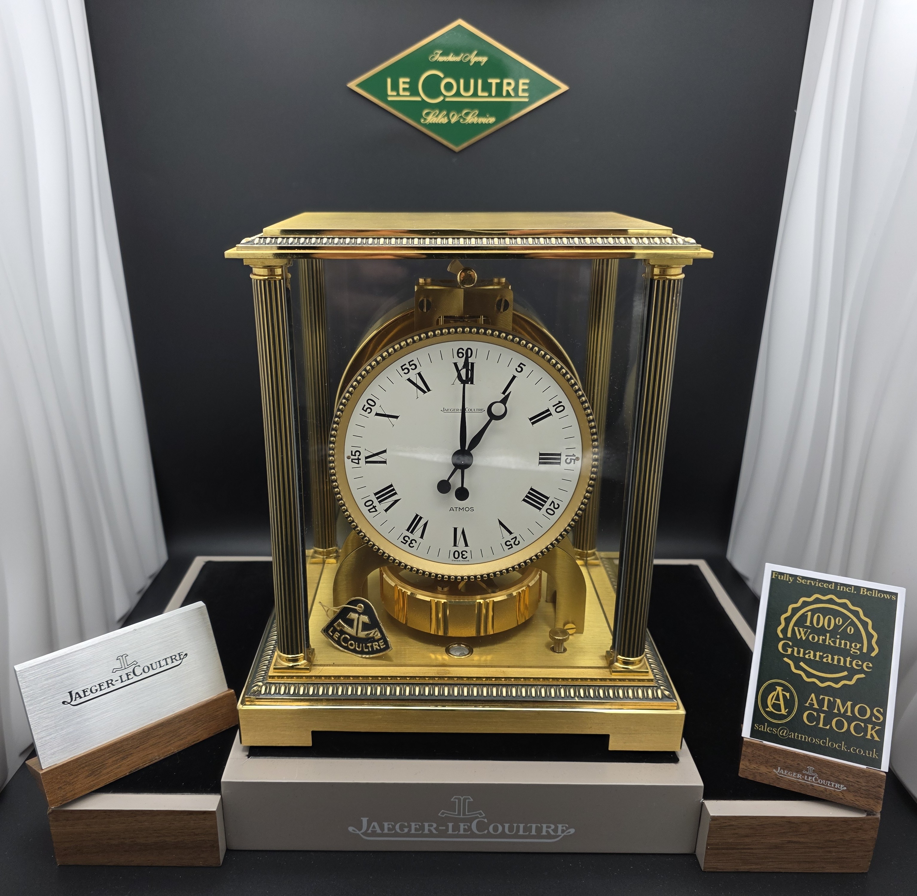 1973 Atmos 'Vendome'  version 5834 sn-380928 with Original Storage / Transport Box 