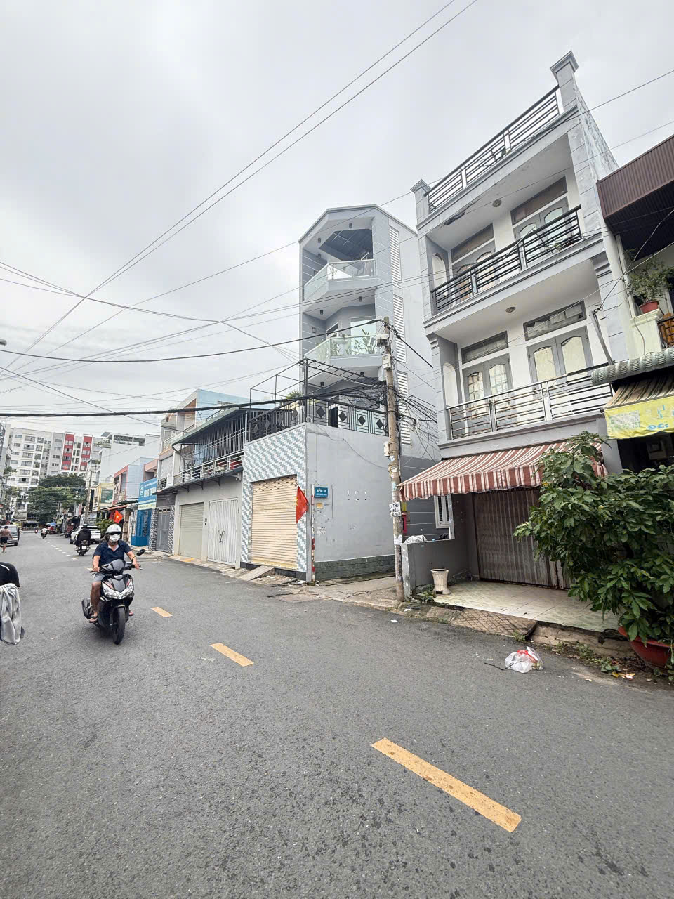 Bán nhà góc 2 mặt tiền kinh doanh Đoàn Giỏi – gần AEON Mall Tân Phú – giá chỉ 7.6 tỷ