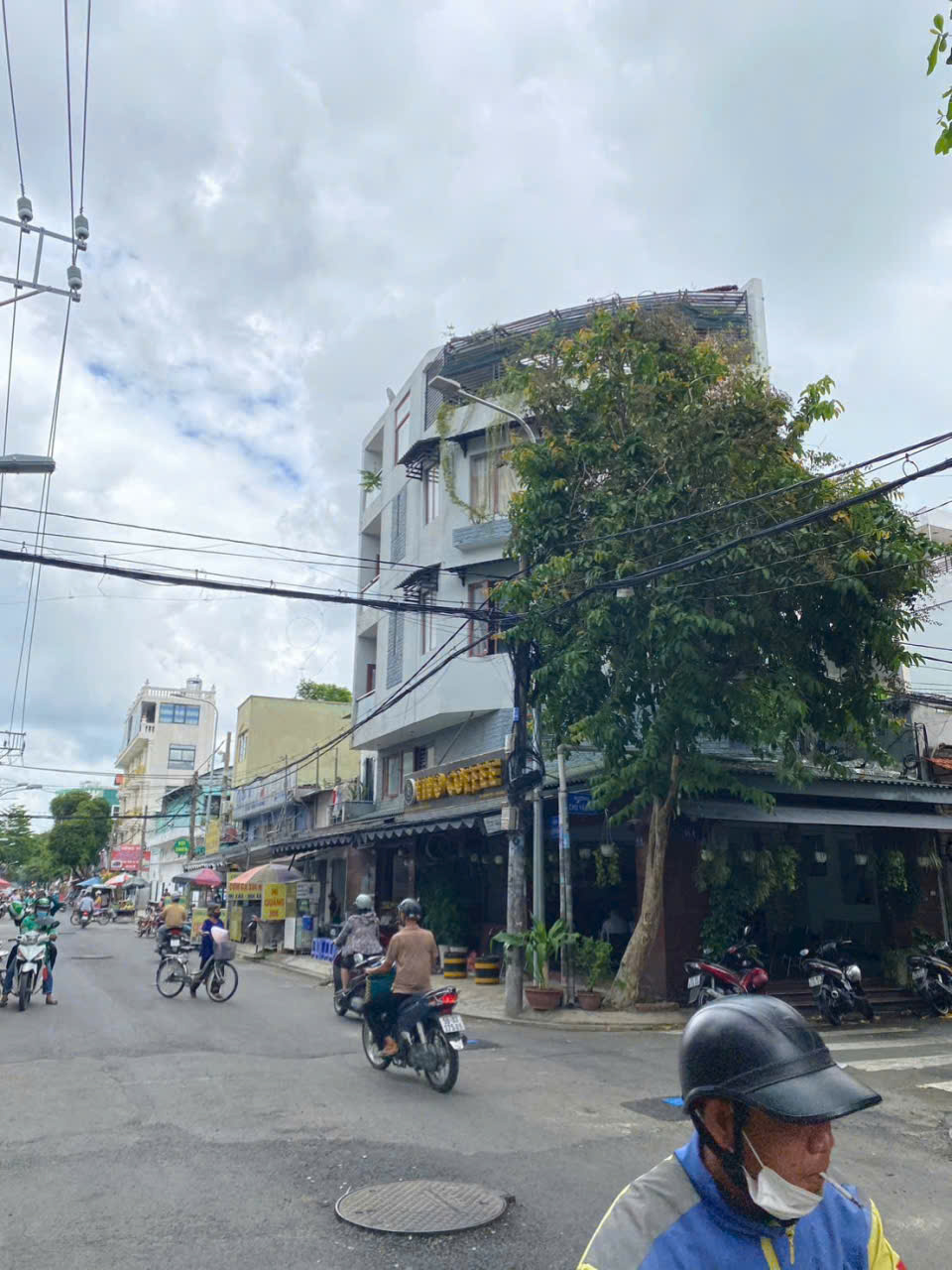 Bán nhà góc 2 mặt tiền Chu Văn An – Nguyễn Hậu | 82m², 4 lầu, vị trí VIP