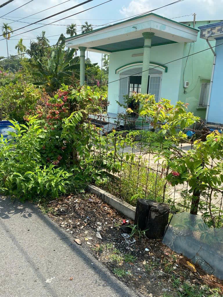 Bán nhà vườn 1100m2 đất Cách sông Sài Gòn 200m, Thổ cư 200m2, Giá 6 tỷ 1