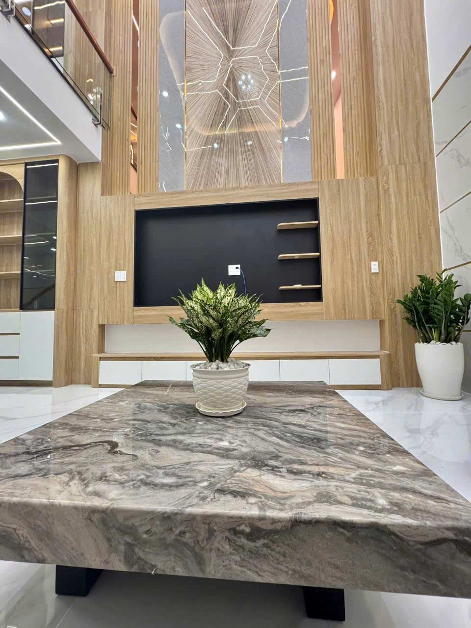 Bán nhà phố KDC Mã Lò – gần BV Bình Tân, KDC Tên Lửa – nhà 5 tấm nội thất cao cấp giá 7.5 tỷ