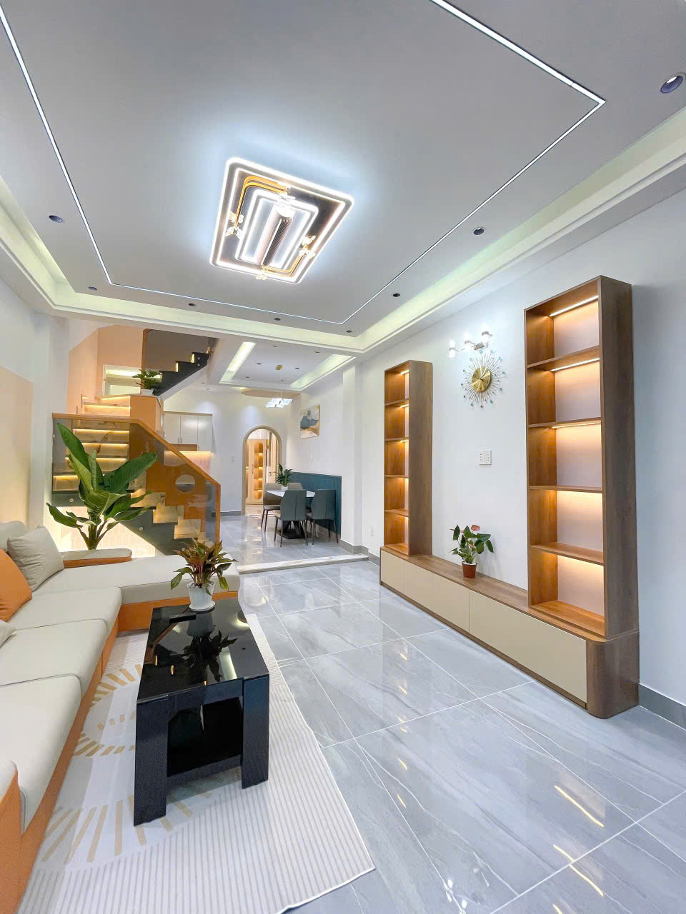 Bán Nhà Đẹp Full Nội Thất Gần Chợ 19/5 – 4x14m – Hoàn Công Đủ – Giá Tốt 5.95 Tỷ 