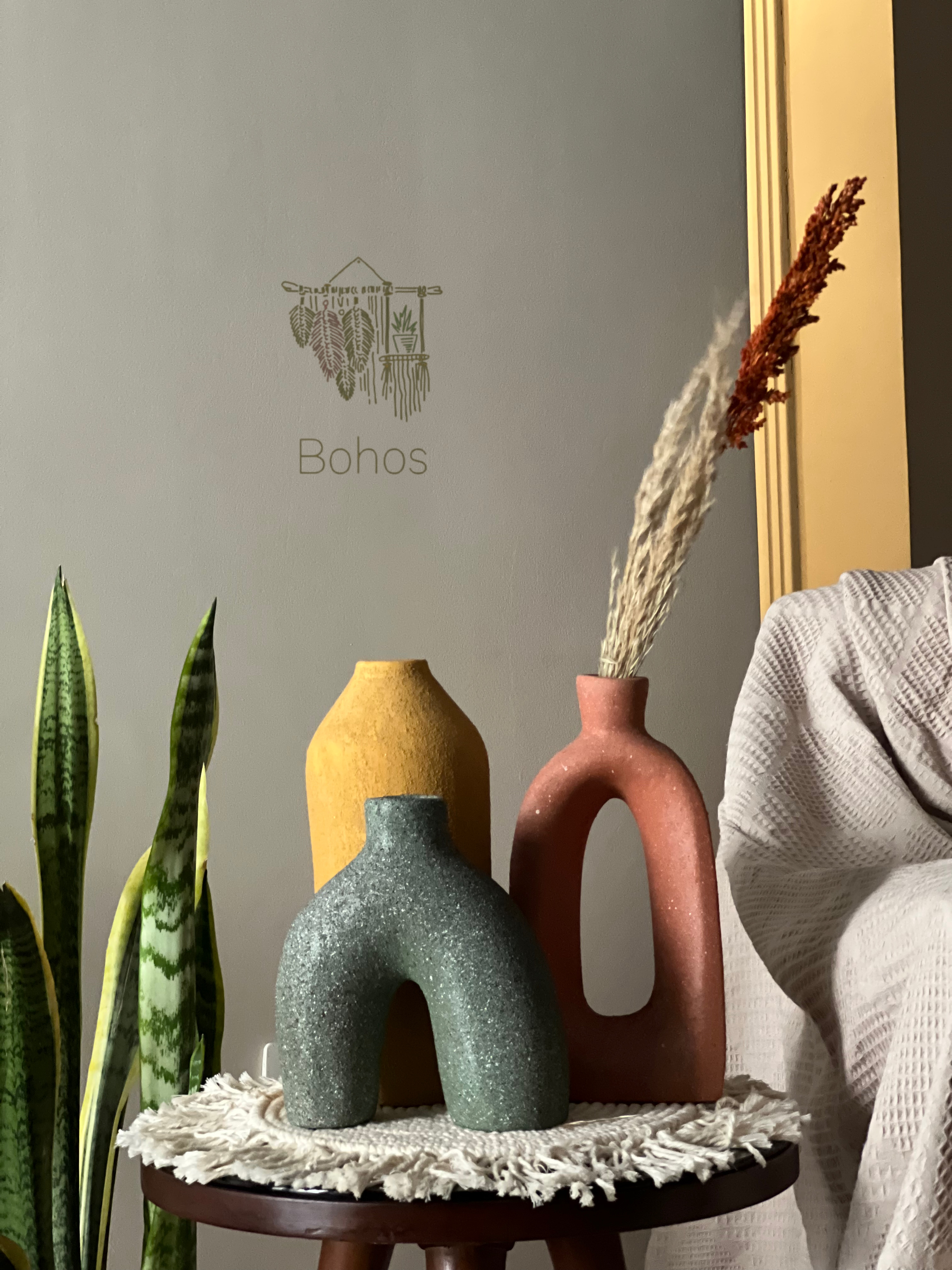 Elegant minimalist vases Set