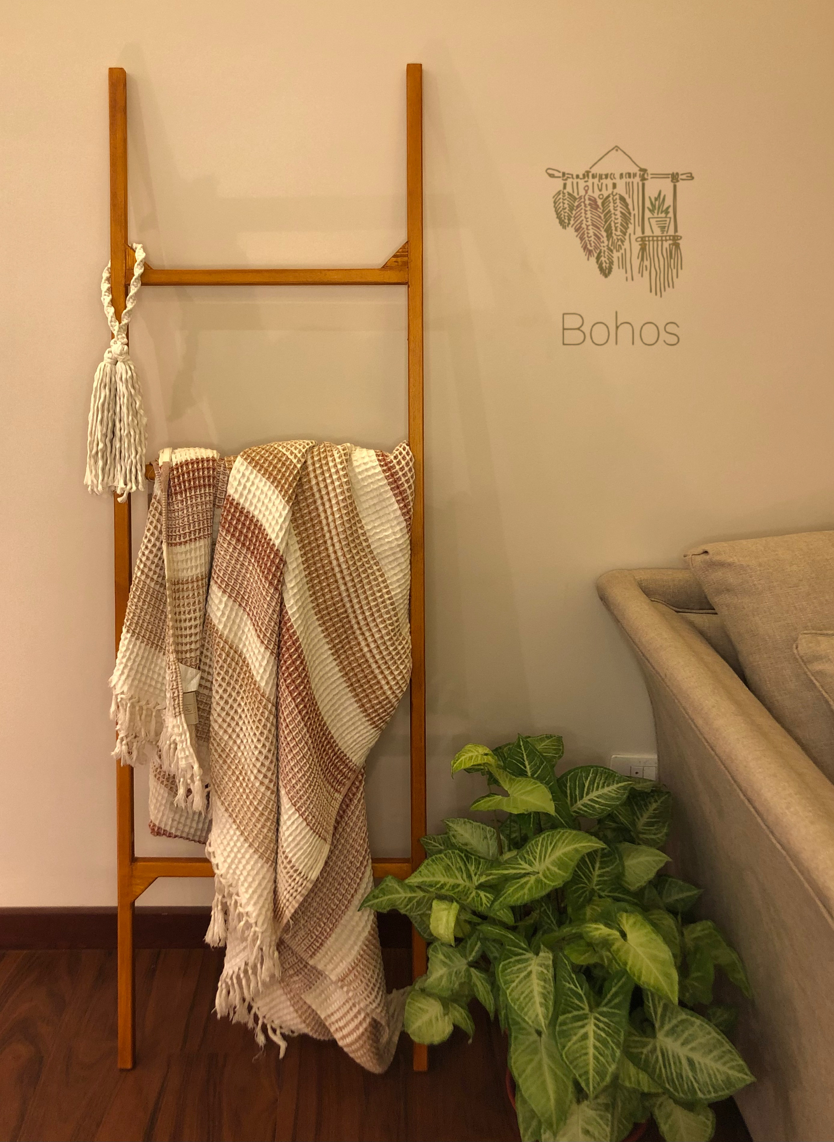 Wooden Blanket Ladder