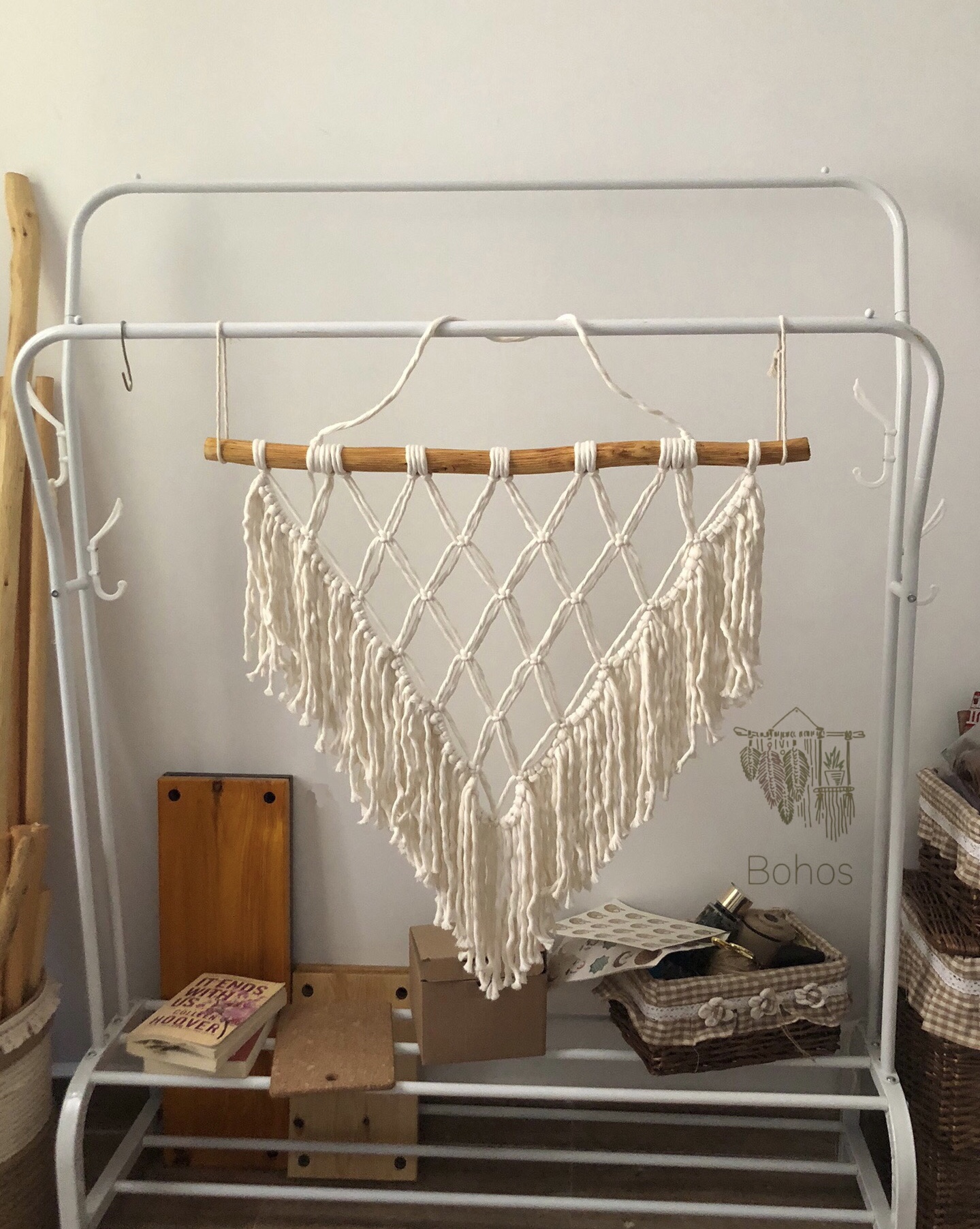 Simple Wall Hanging Macrame 