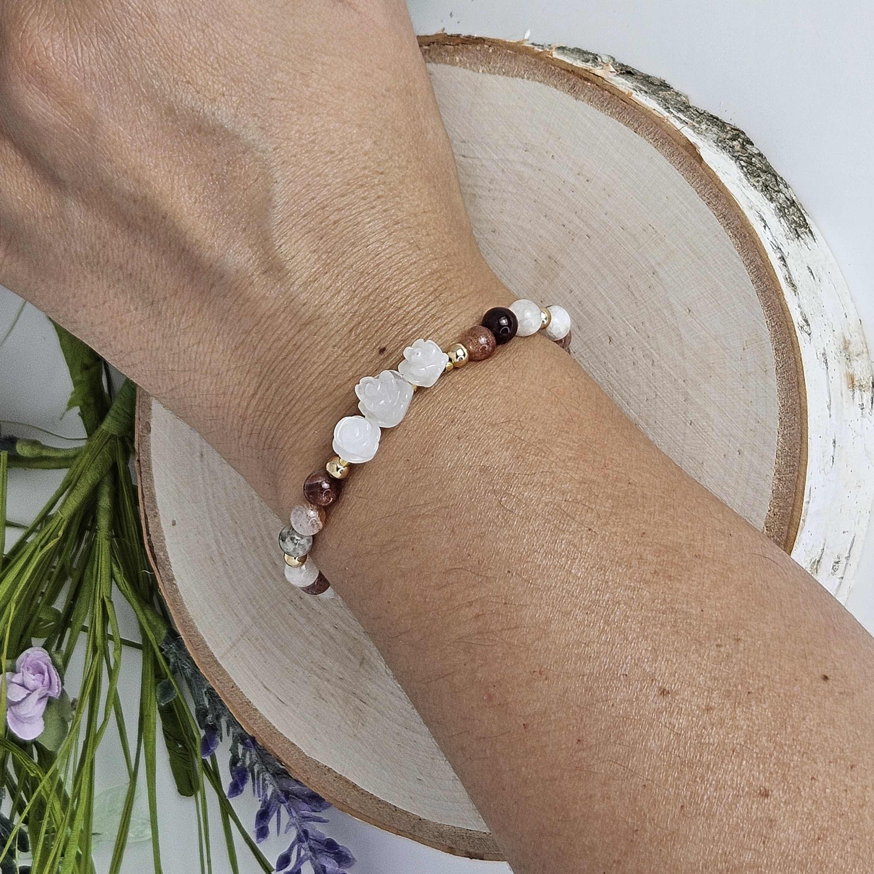 Small White Jade Rose Sunstone Bracelet