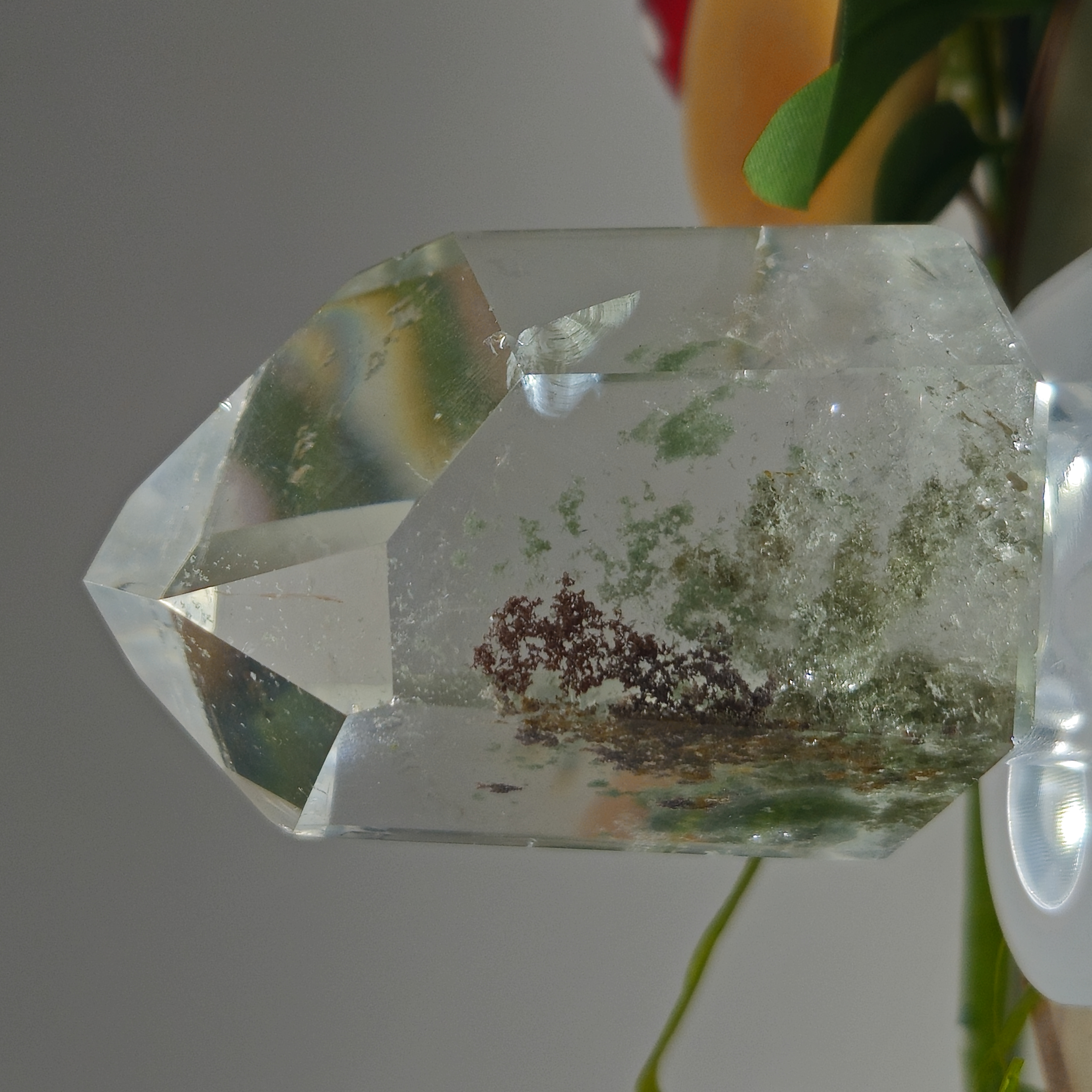 High-Quality Garden Quartz Tower