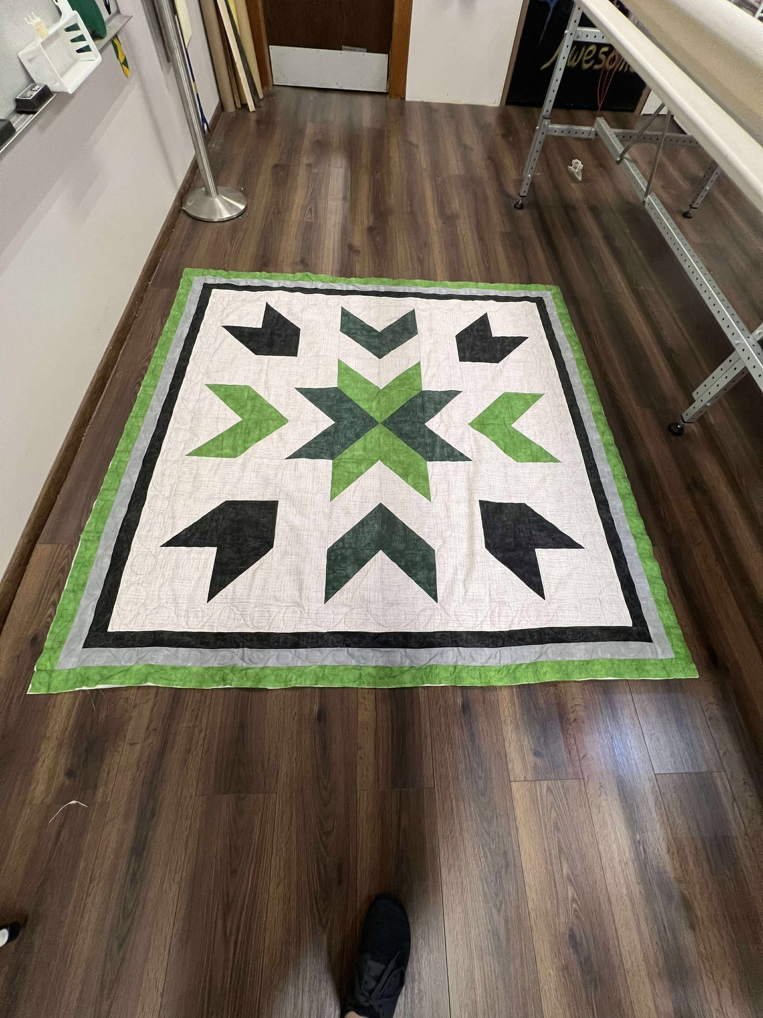 Game of Throws (The Mountain/Large Size)