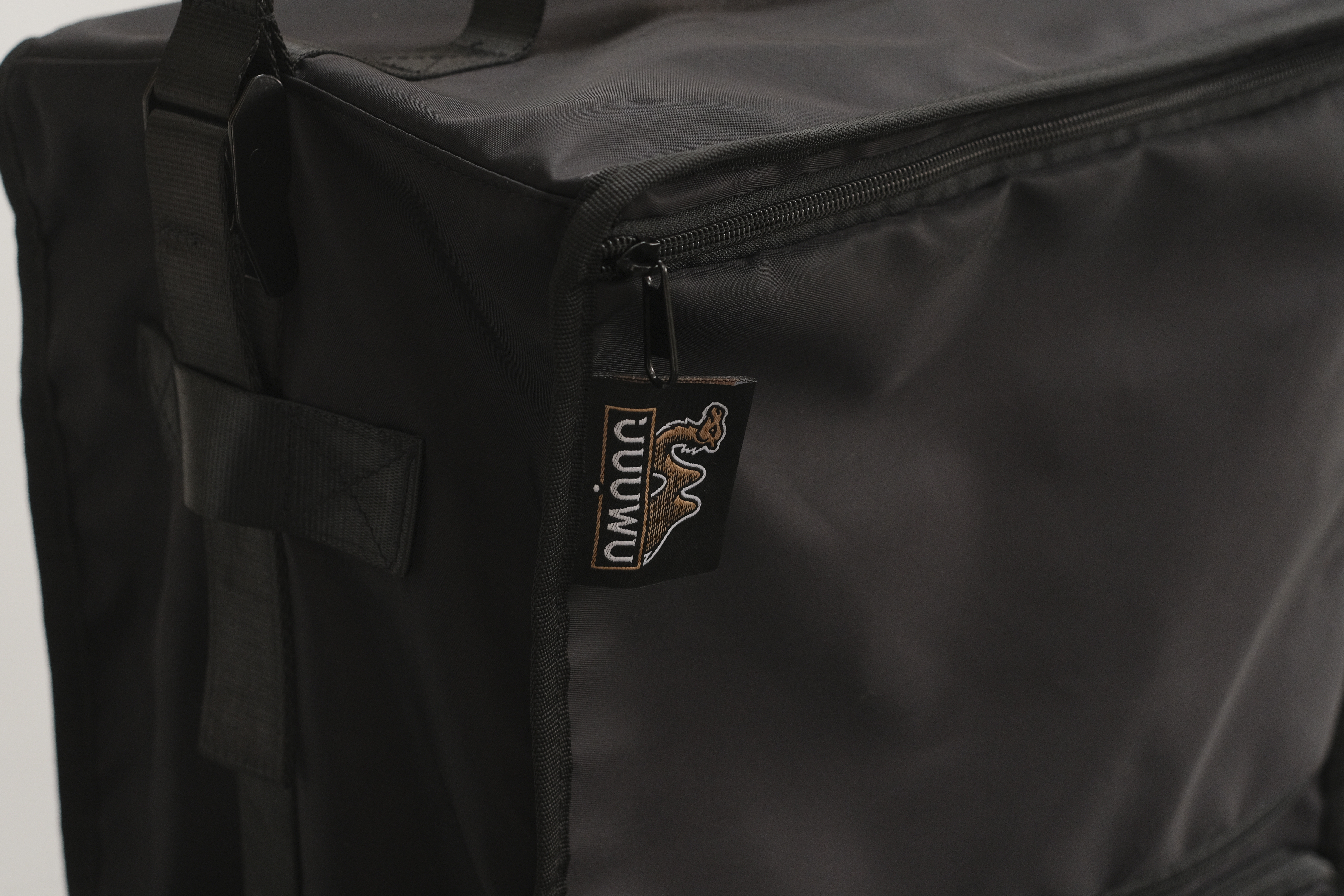 Walkabout Wardrobe - Black