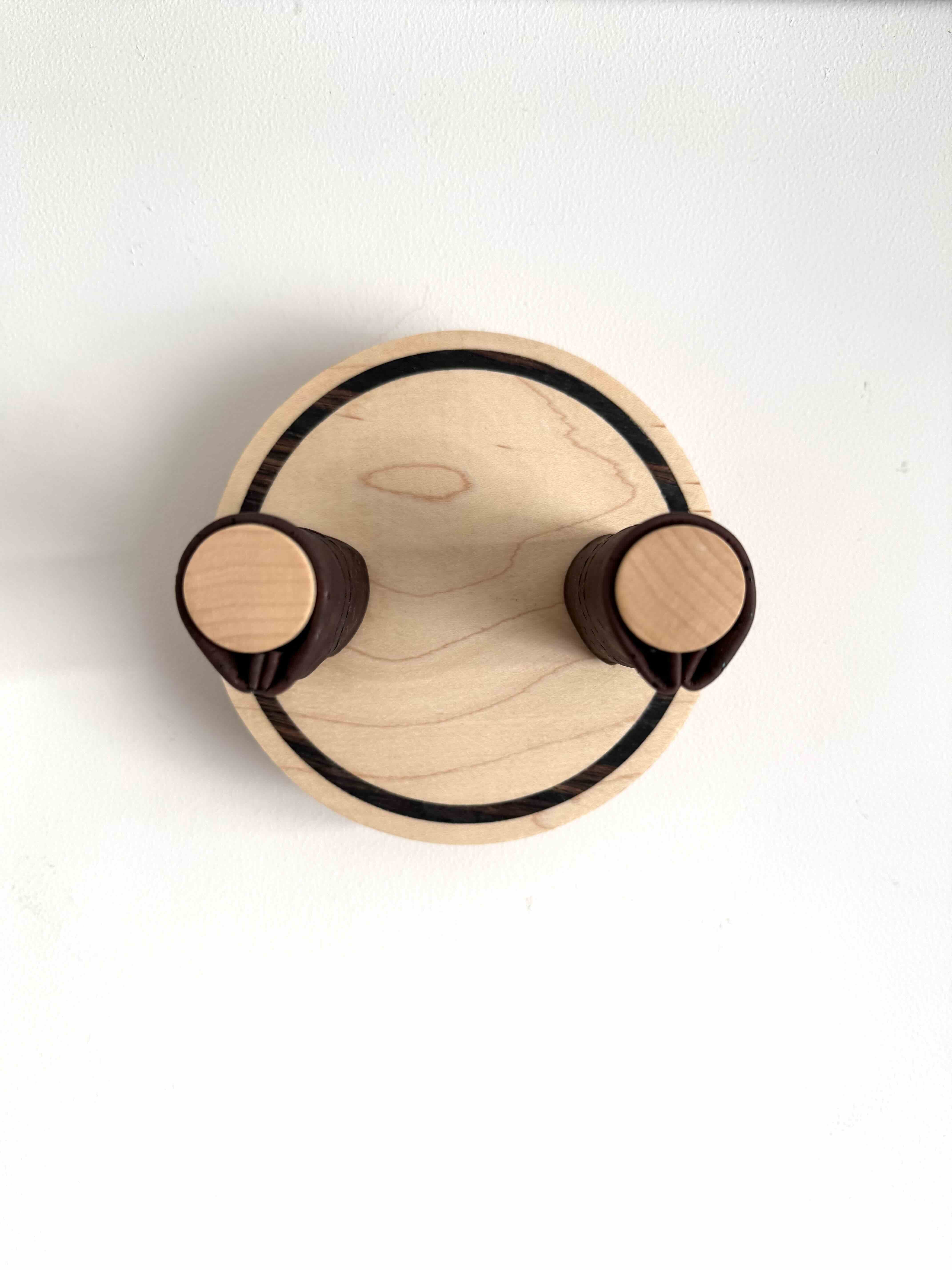 Guitar Wall Mount - Maple