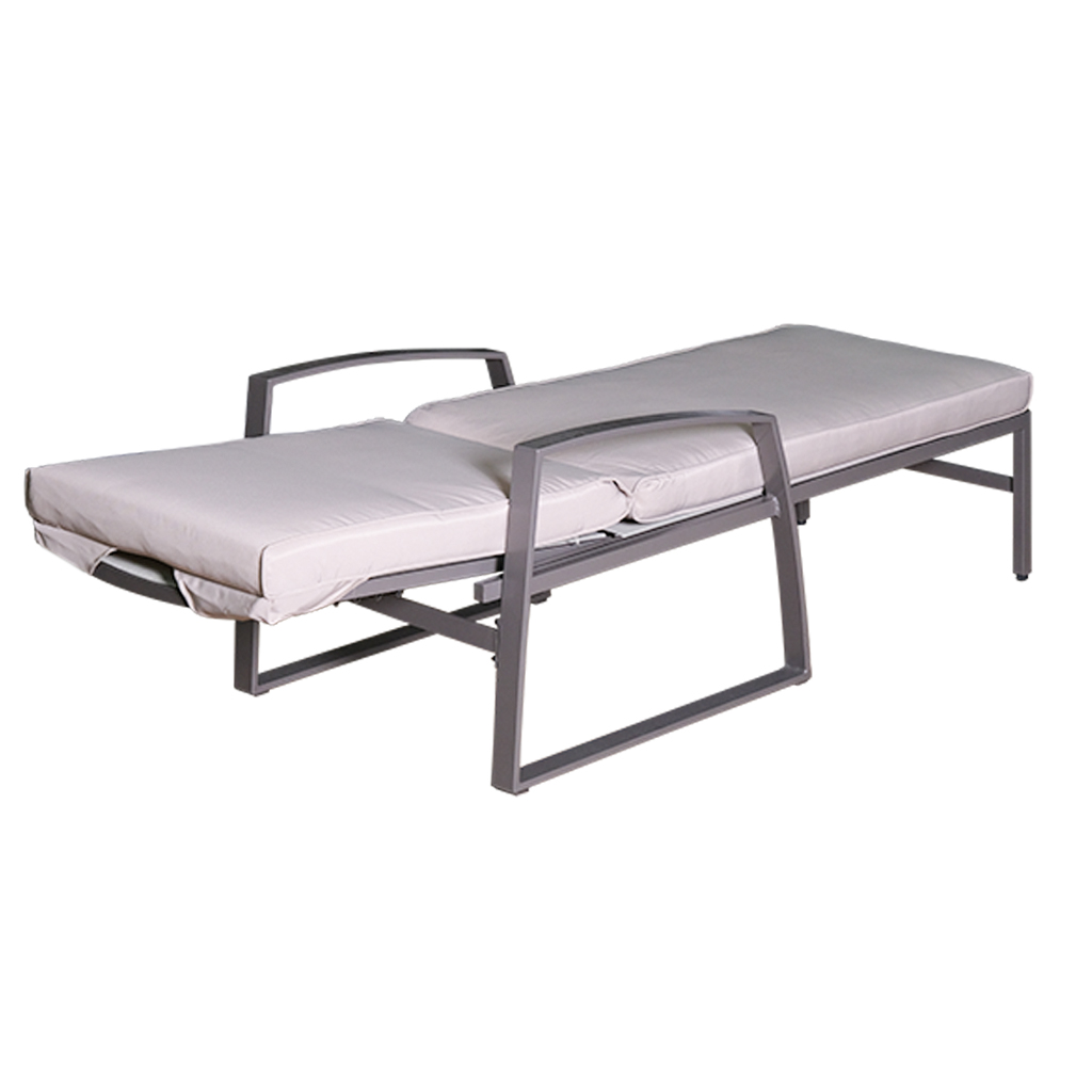 Full Aluminum Frame Sunlounger With Beige Cushion