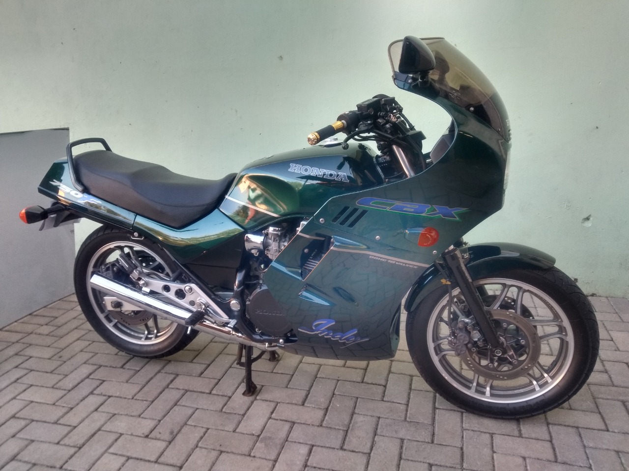 Escapamento bi partido 4x1 CBX 750 cromado 