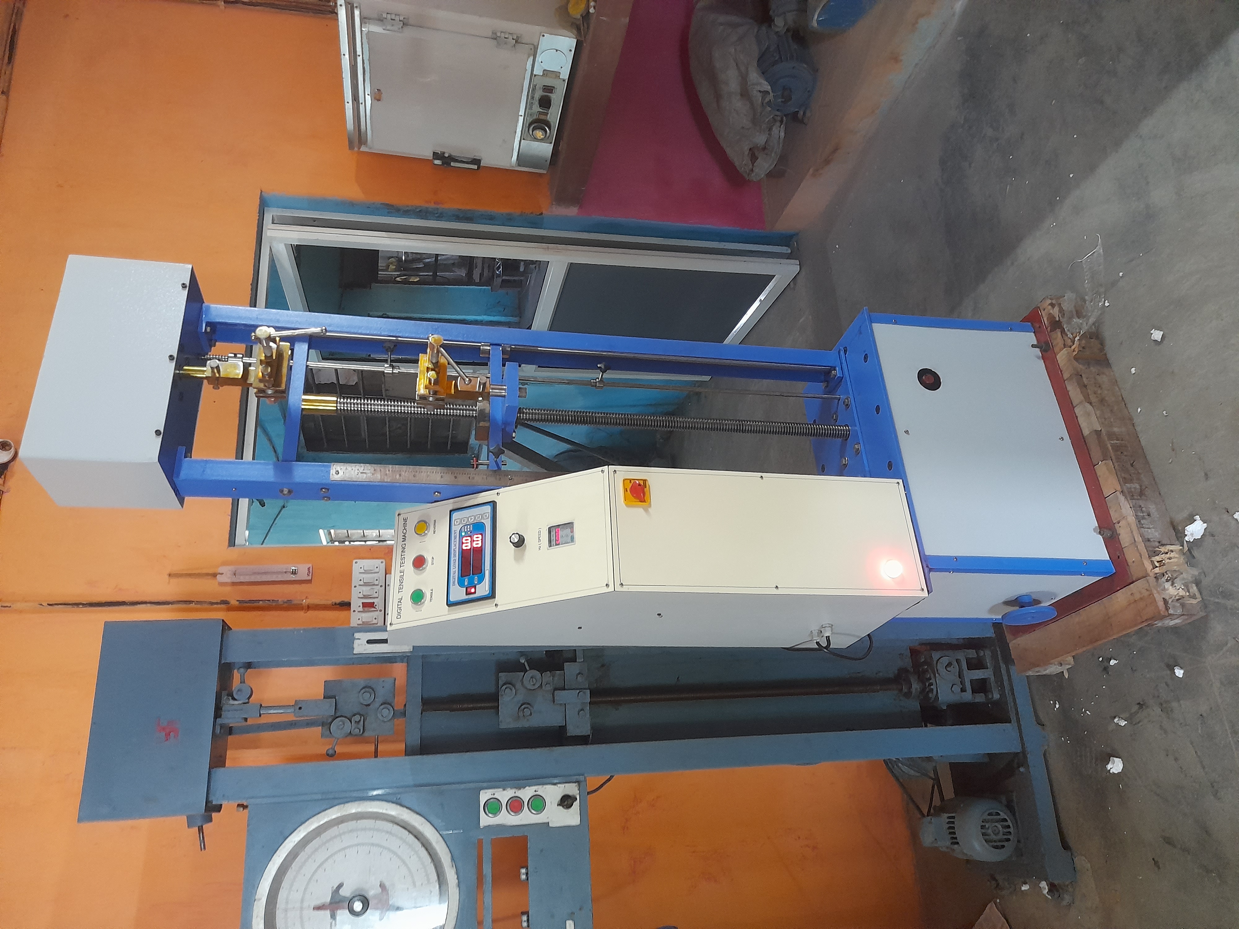 Tensile Testing Machine