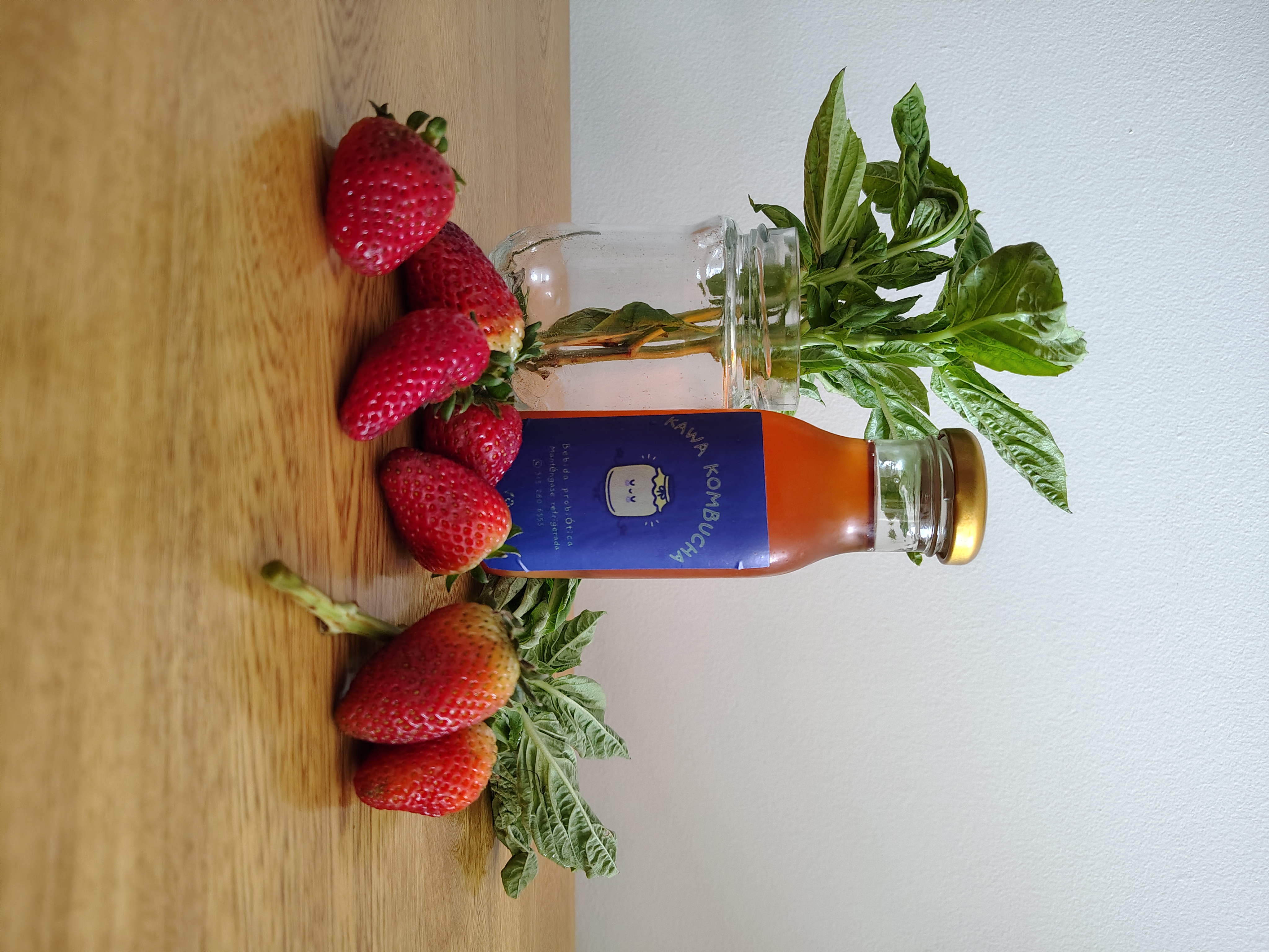 Kawa Kombucha Fresa Albahaca