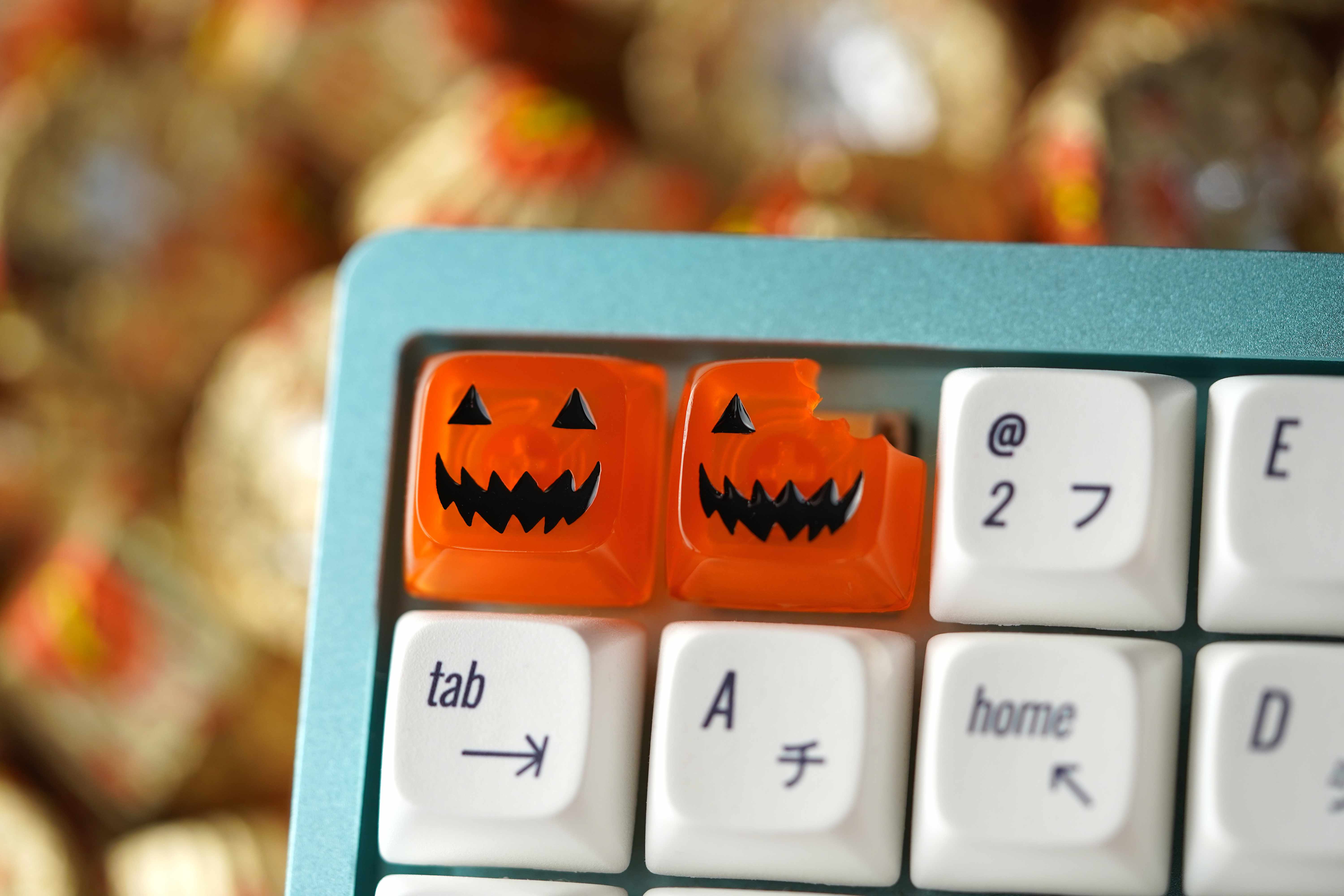 Seasonal Themed Artisan Keycaps (Halloween)