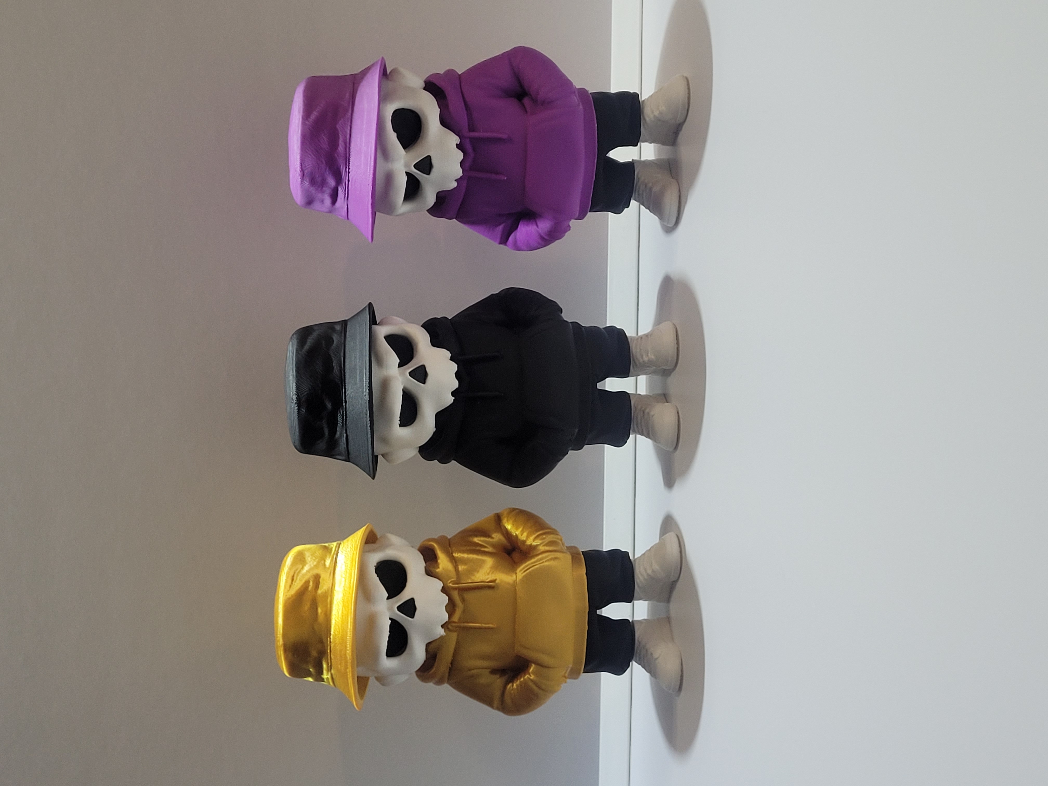 Trendy Skeleton Figurines