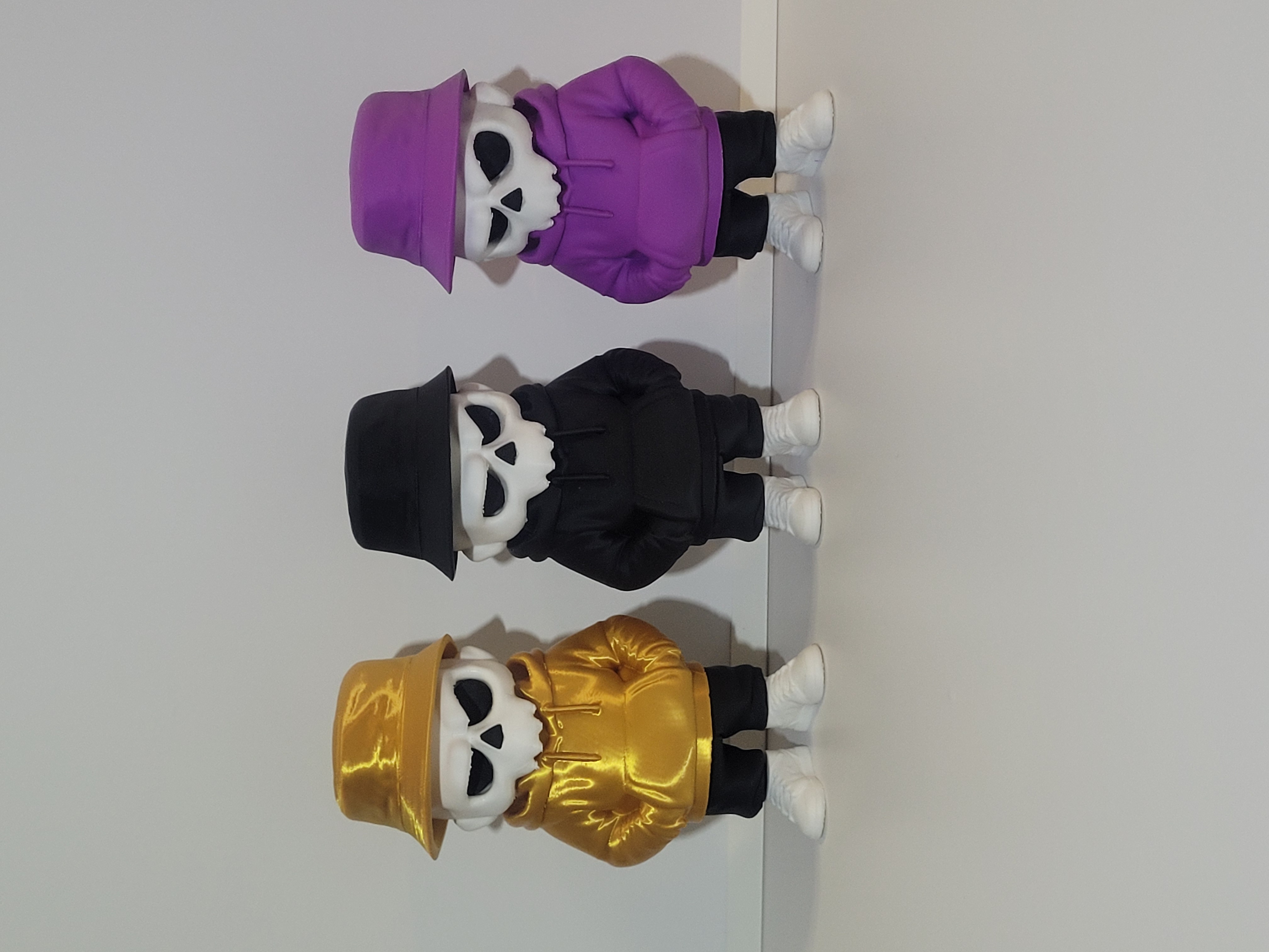Trendy Skeleton Figurines