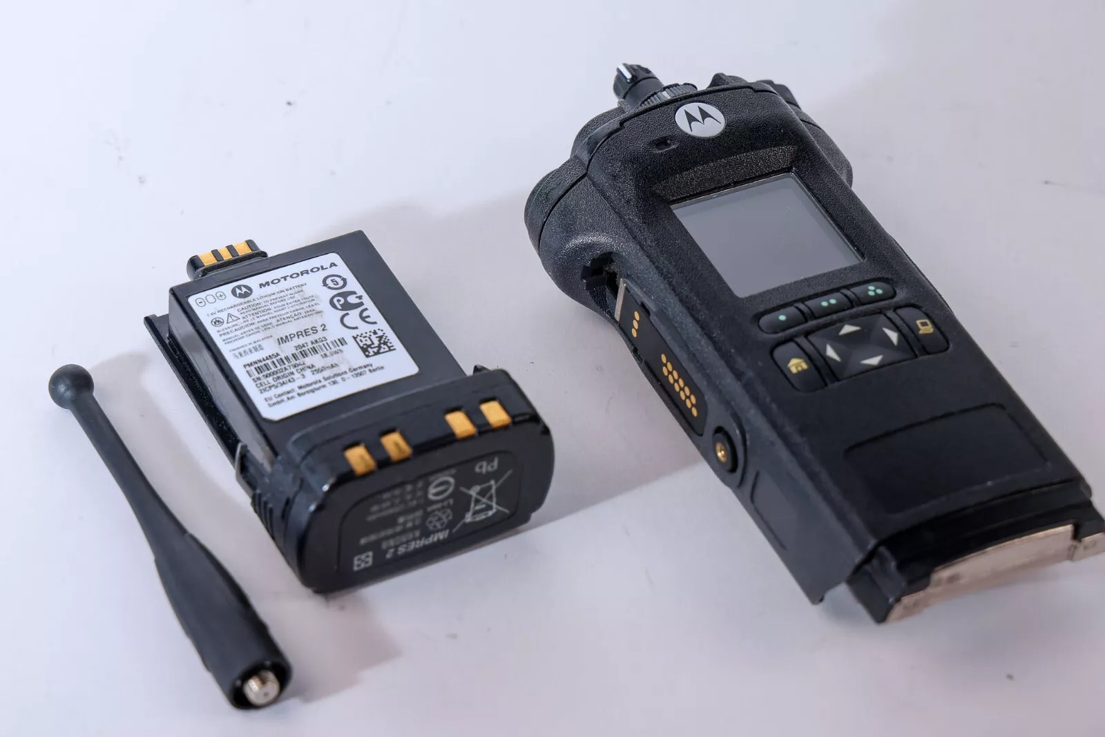 Motorola APX6000 700/800 Bluetooth model 2.5 AES-256 with Tags