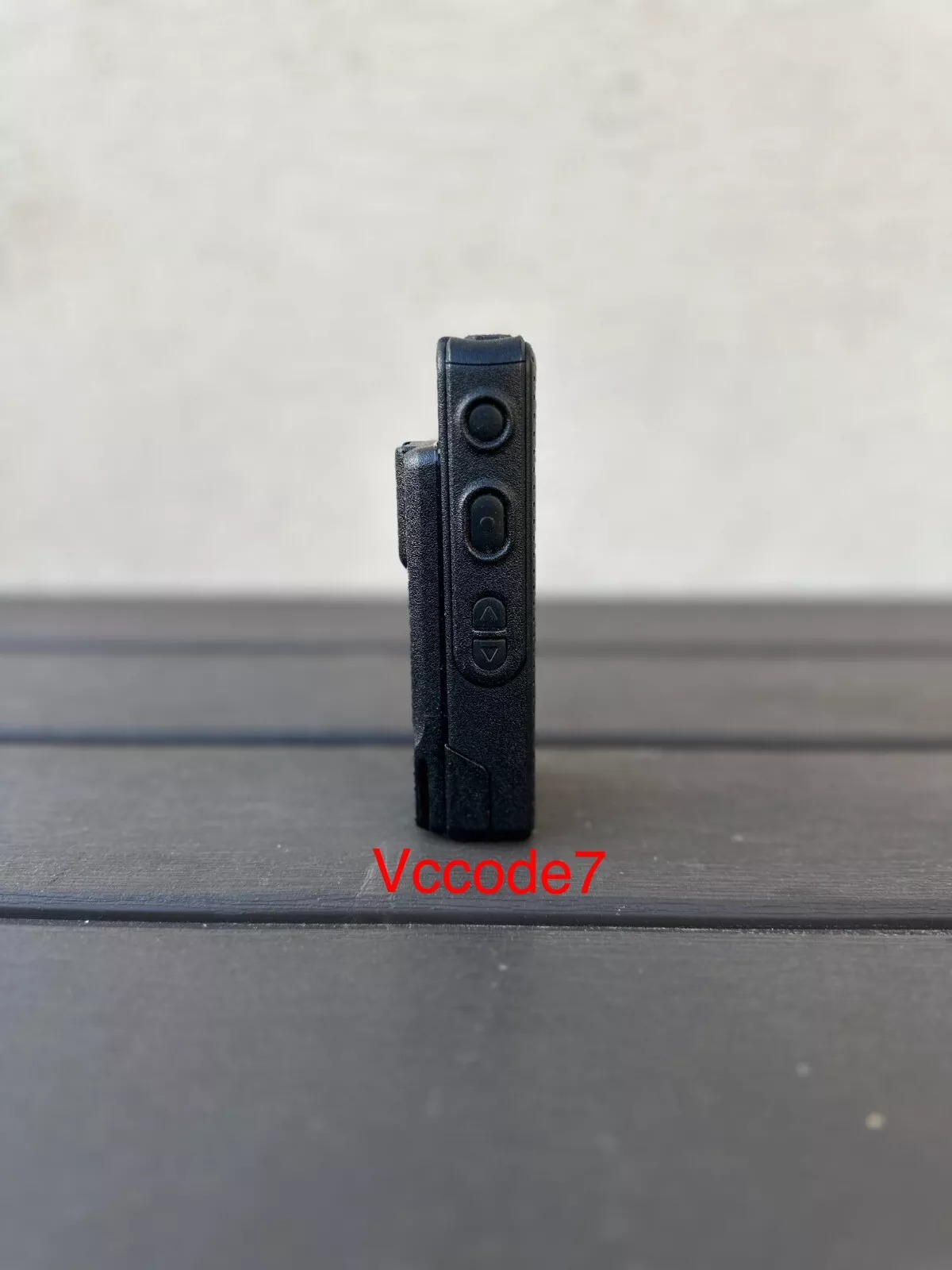 Motorola APX3000 7/800MHz BT 6 ALGOS XLNT COND COVERT RADIOS W/CHARGER