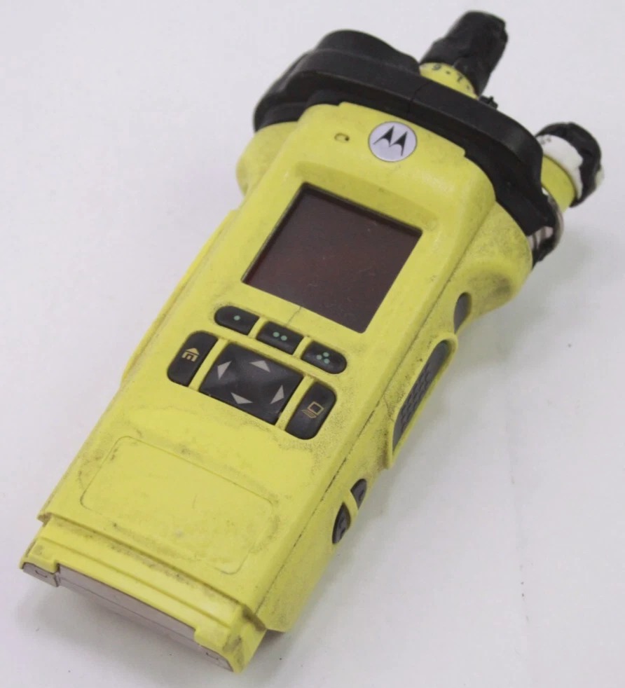 MOTOROLA APX6000XE H98UCF9PW6AN 7/800MHZ TWO WAY RADIO