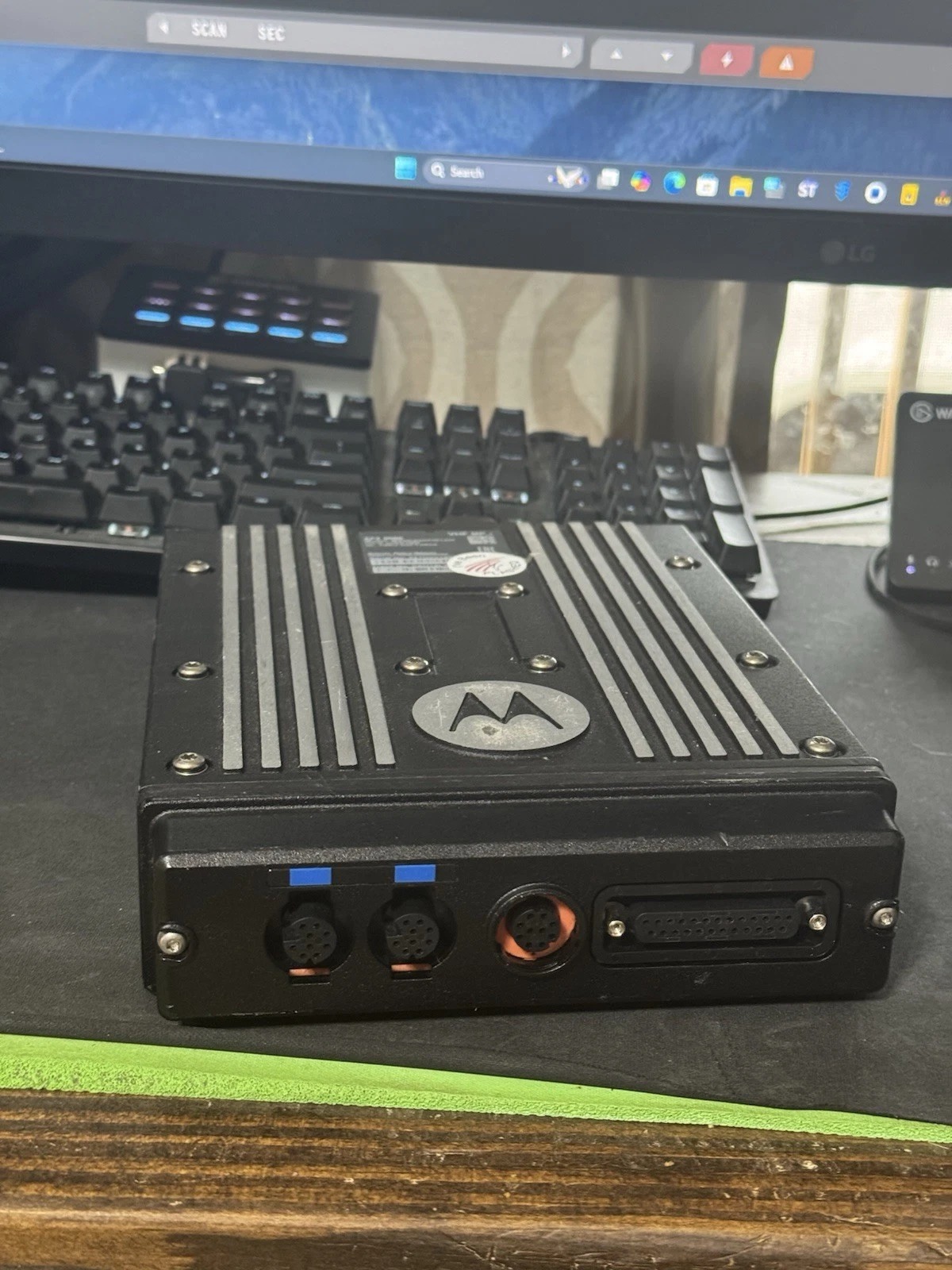 Motorola APX 6500 M25KSS9PW1AN Feature Loaded 6KG ENCRY & FPP 