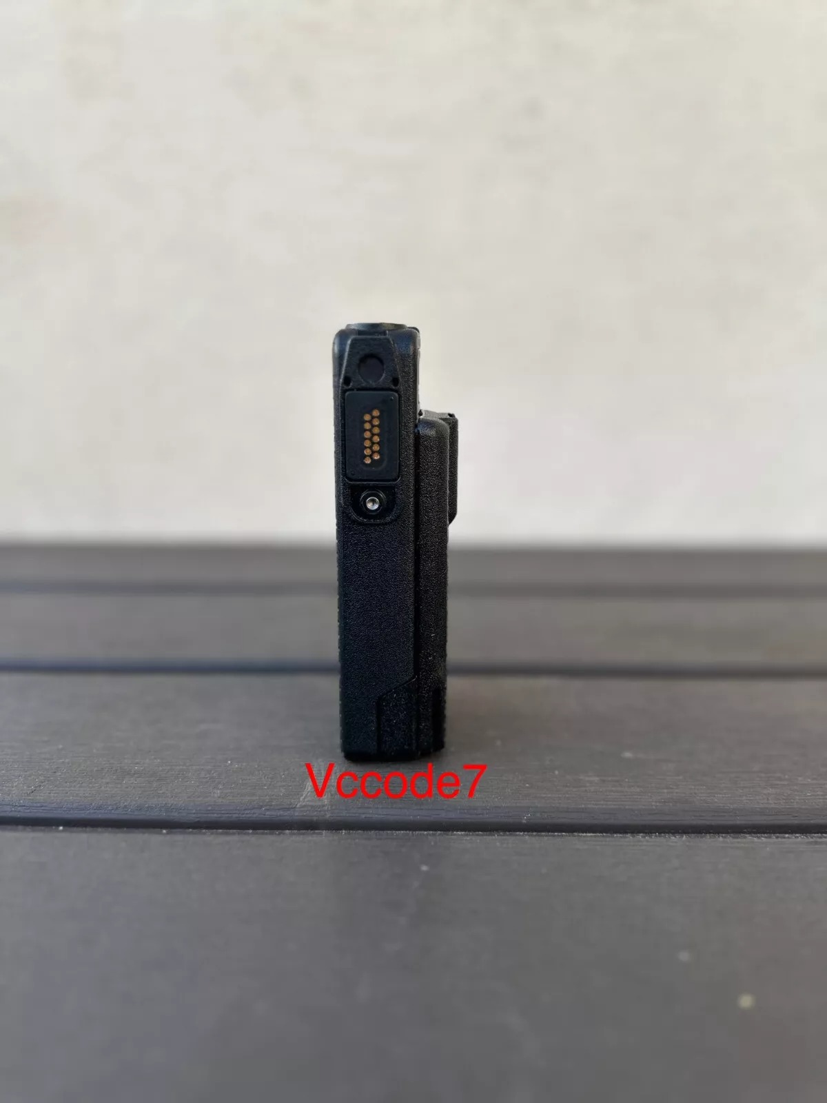 Motorola APX3000 7/800MHz BT 6 ALGOS XLNT COND COVERT RADIOS W/CHARGER