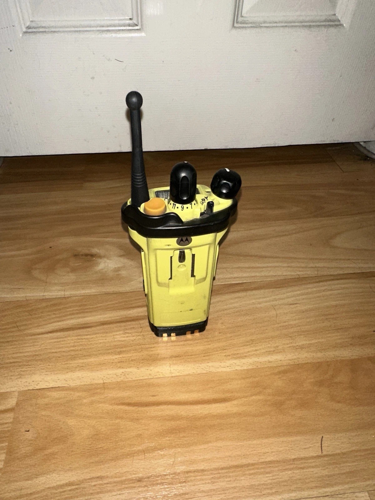 Motorola APX 6000 XE UHF 450-512 MHZ