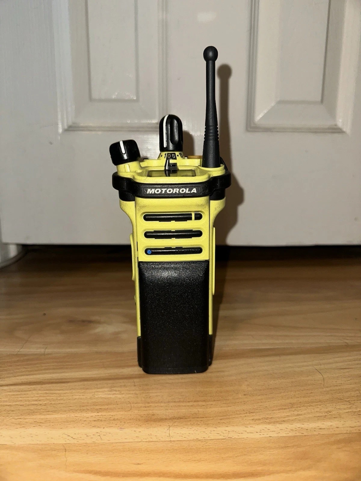 Motorola APX 6000 XE UHF 450-512 MHZ