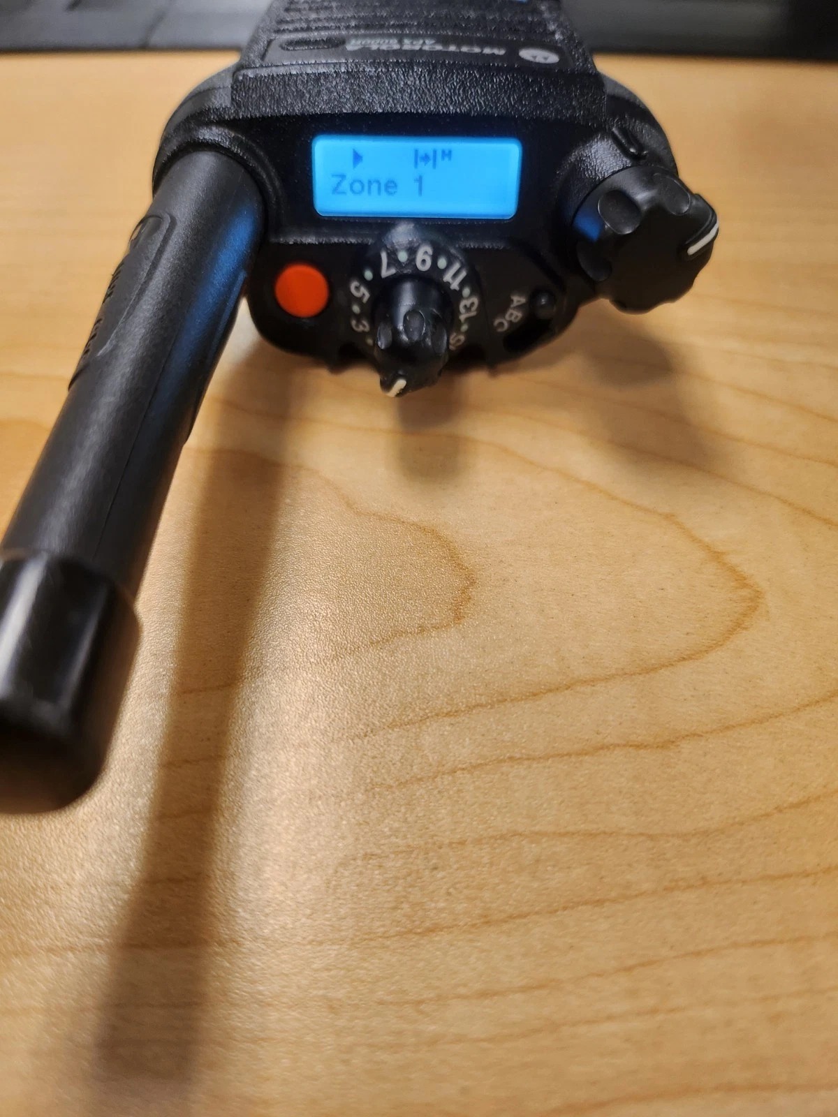 Motorola APX6000R UHF R1 380-470MHZ | H98QDH9PW7AN M3 | WITH TAGS