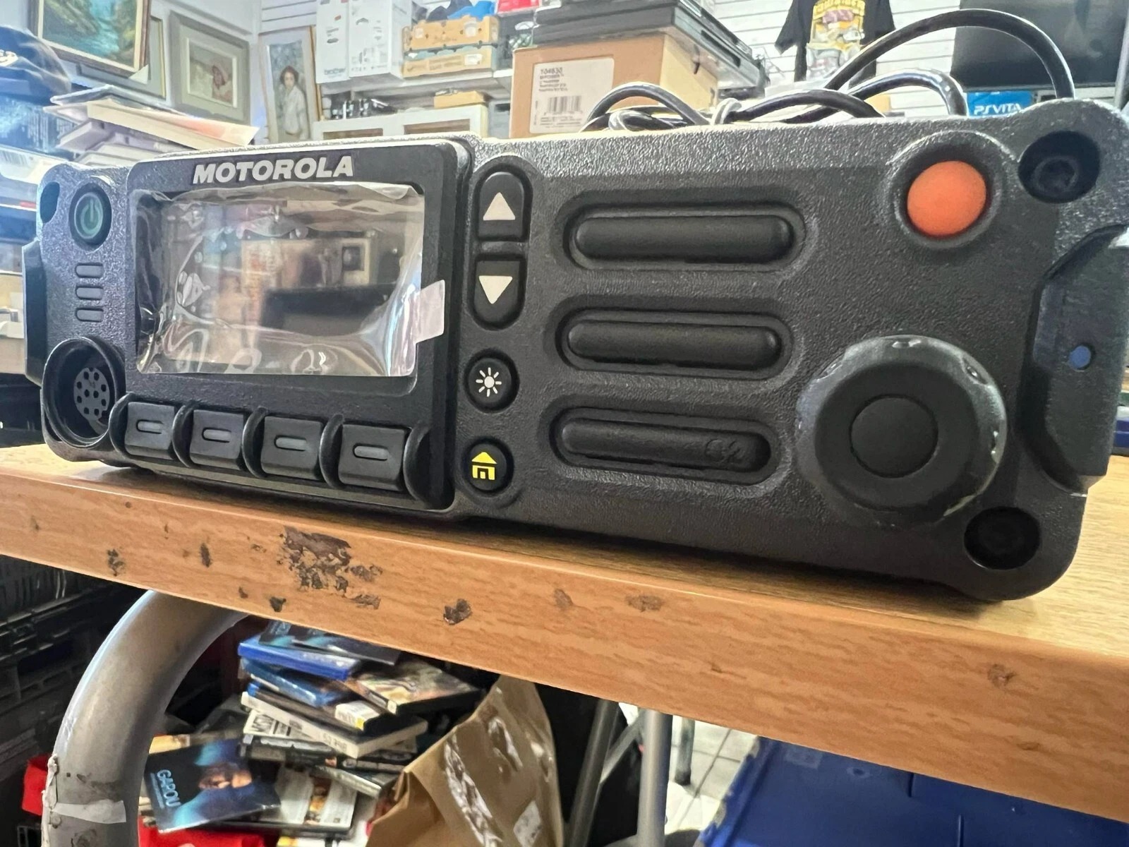 MOTOROLA APX 2500 MID POWER TDMA M24URS9PW1AN