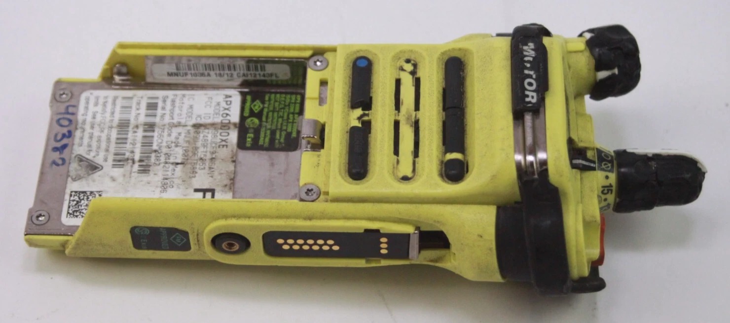 MOTOROLA APX6000XE H98UCF9PW6AN 7/800MHZ TWO WAY RADIO