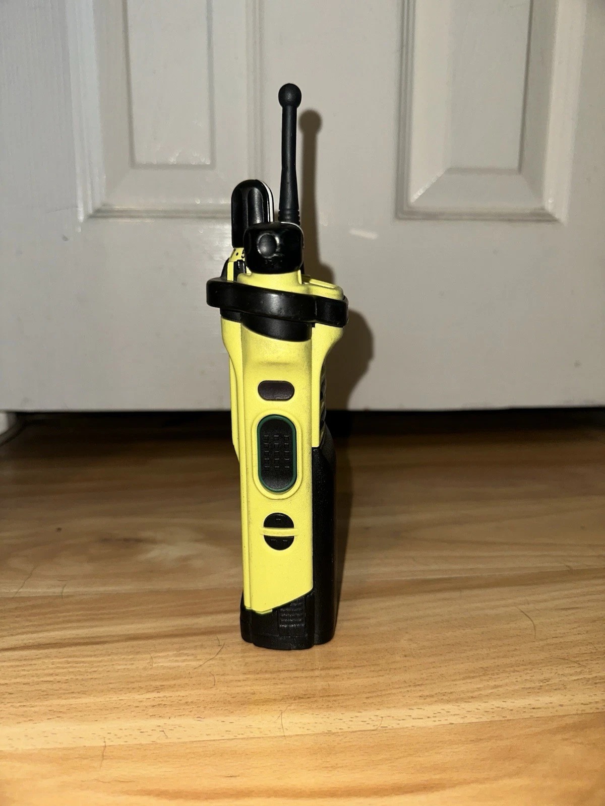 Motorola APX 6000 XE UHF 450-512 MHZ