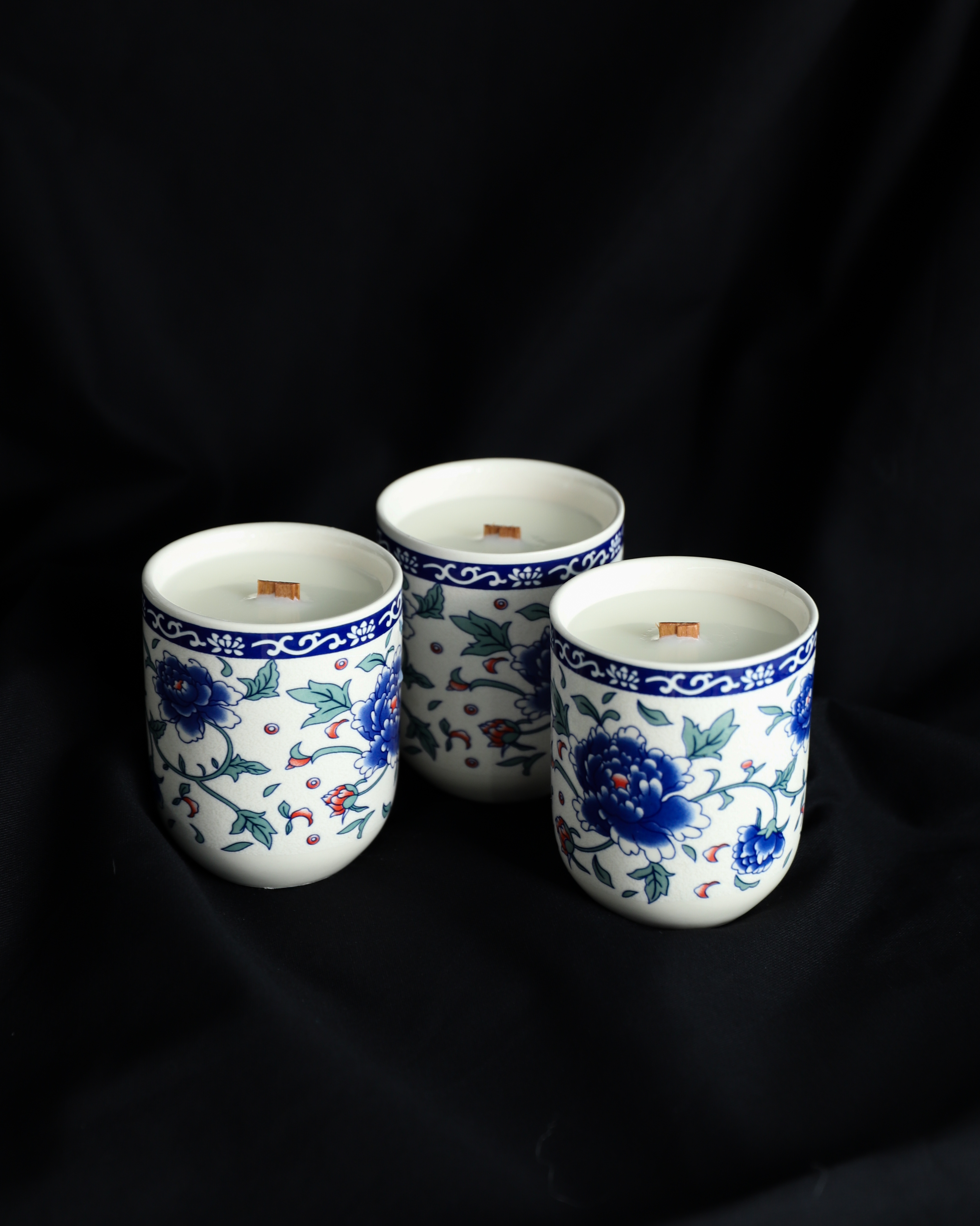 L’héritage scented candle in vintage vessel 