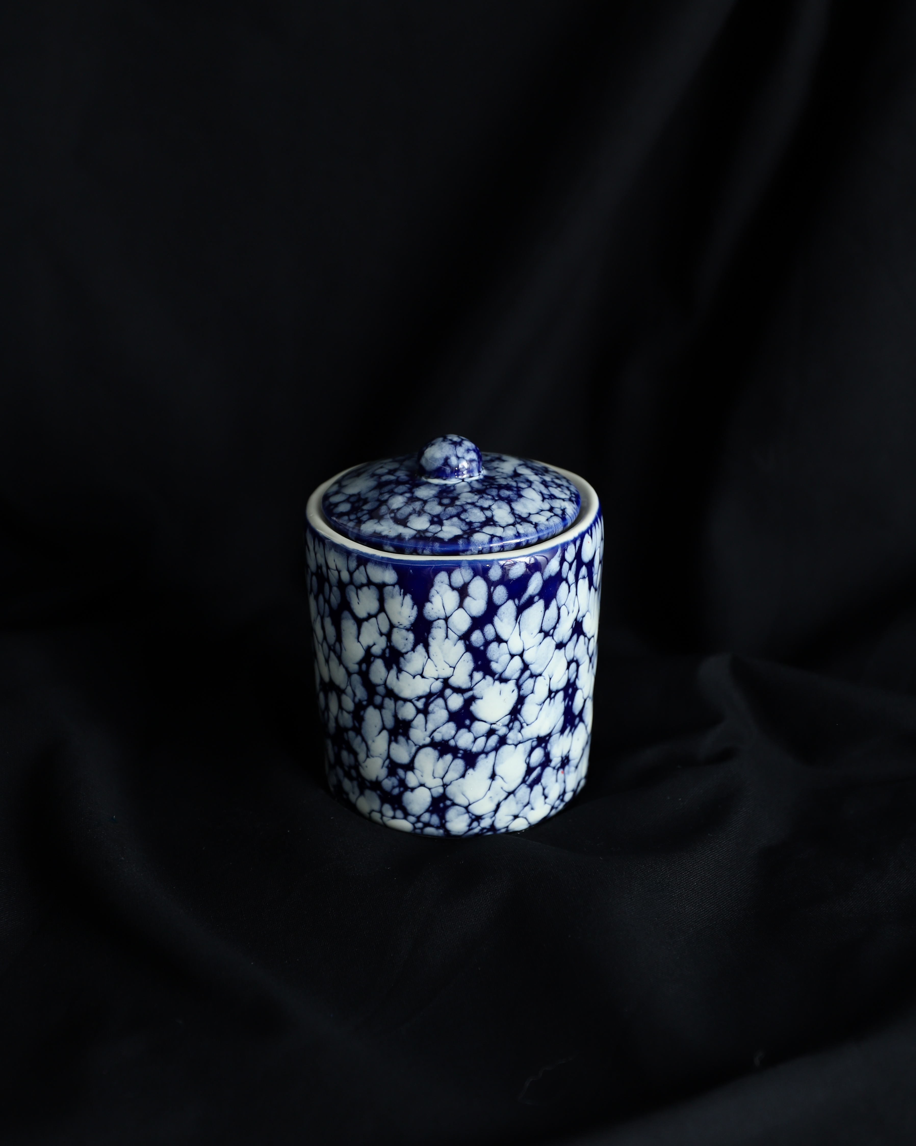 L’héritage scented candle in vintage vessel