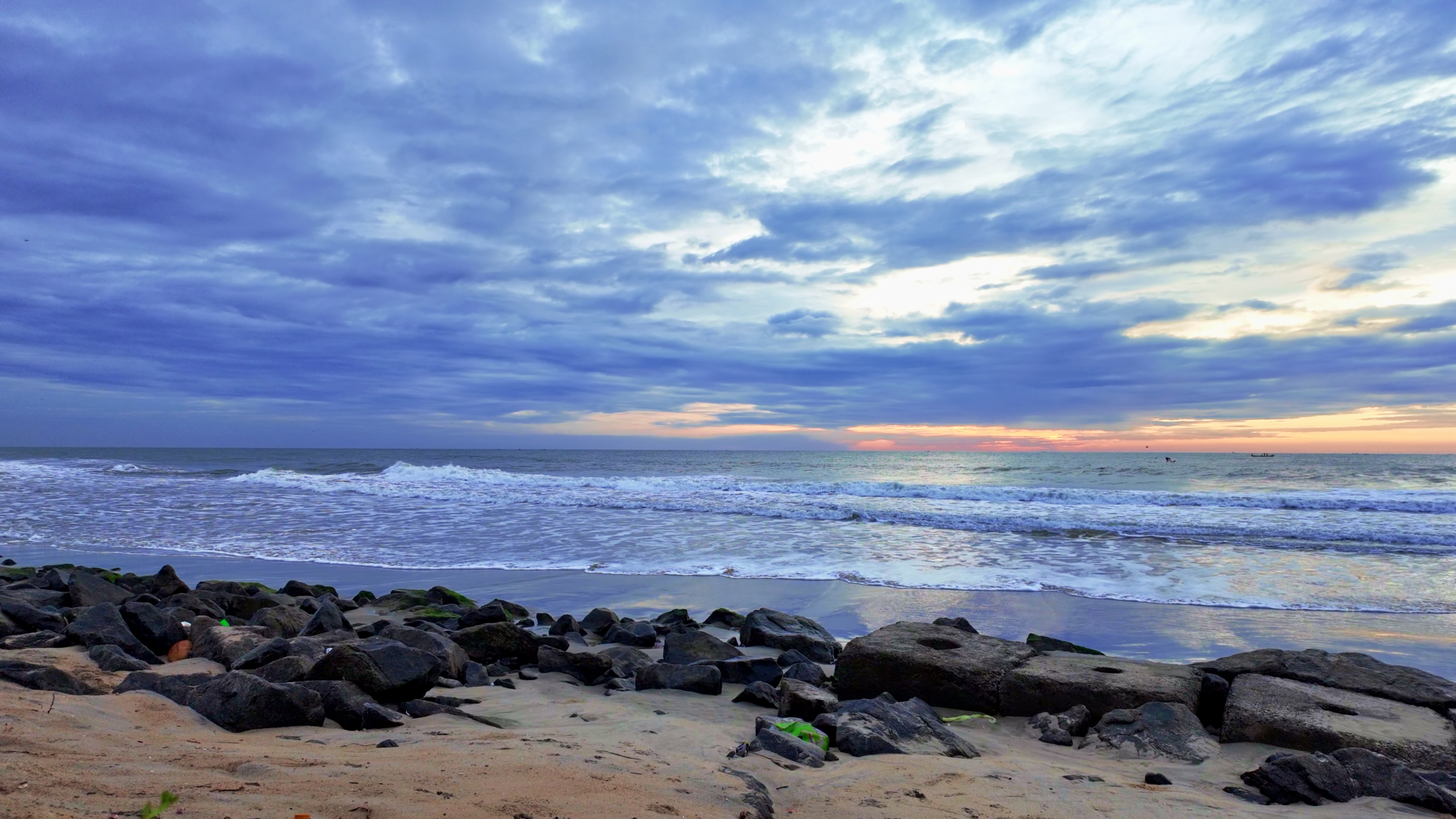 Tranquil Slow-Motion Ocean Waves at Sunrise
