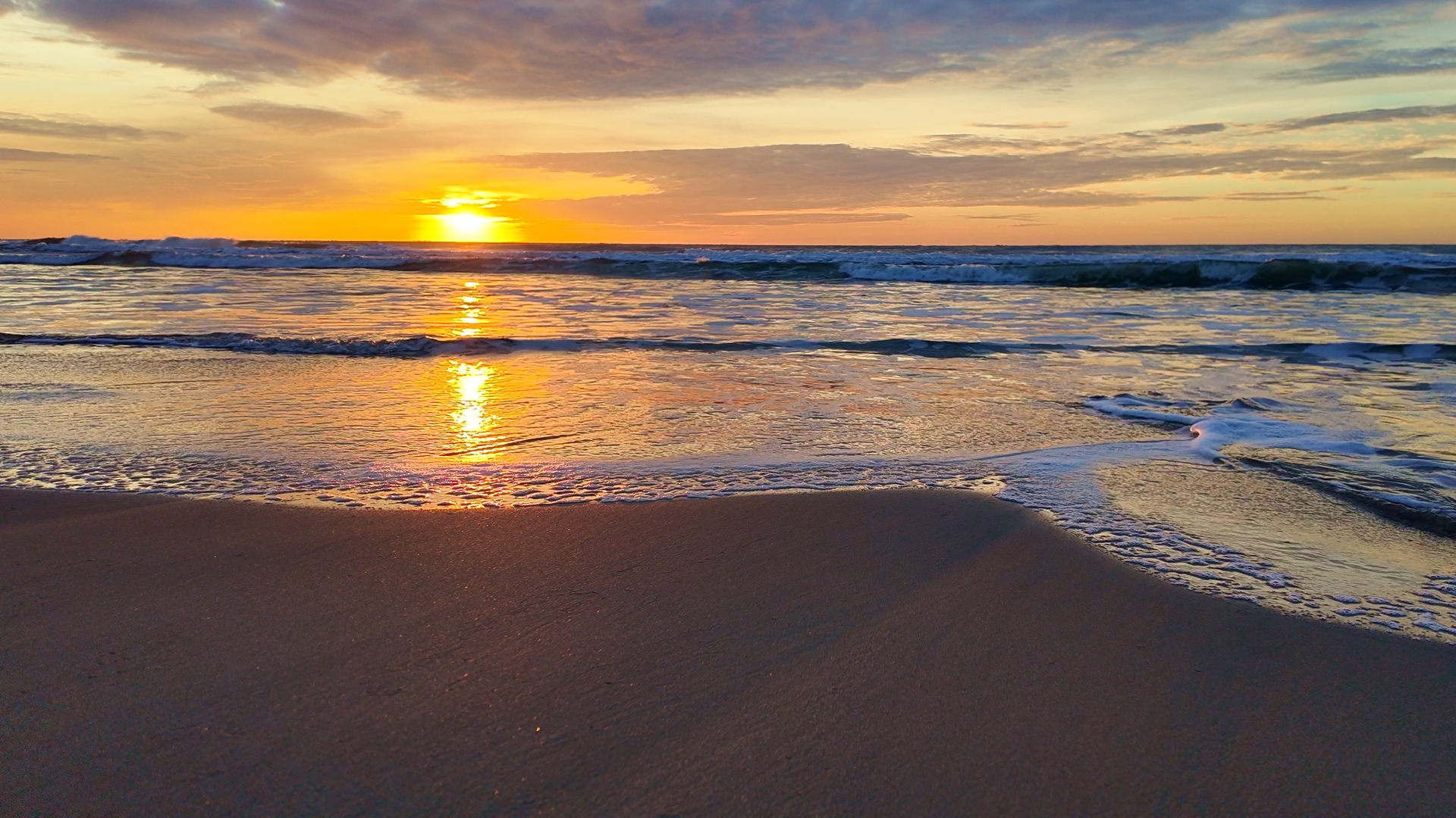 Download Sunrise Waves for Meditation | Calming Ocean Background Video HD