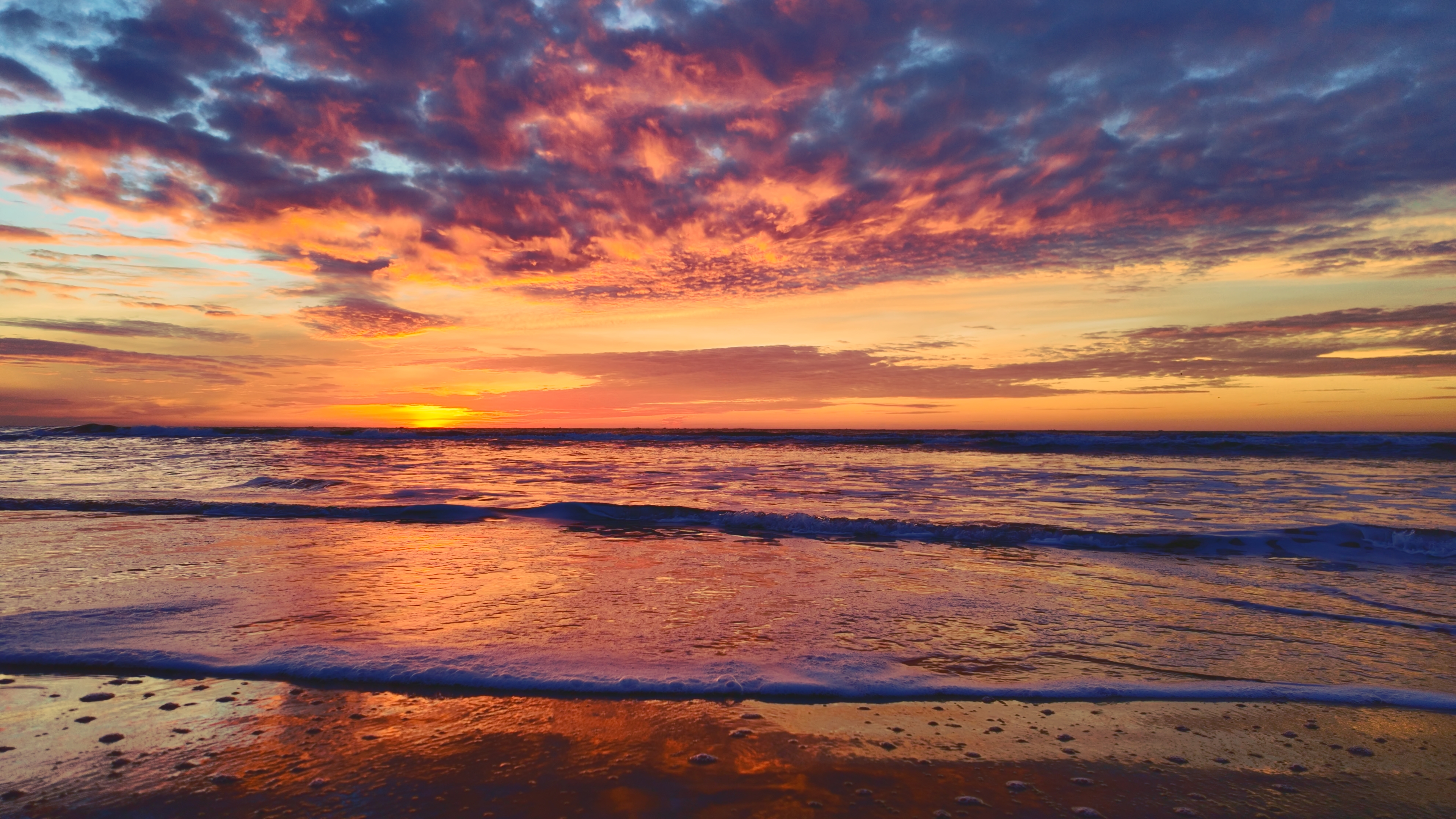 Golden hour sunrise video | peaceful sunrise video