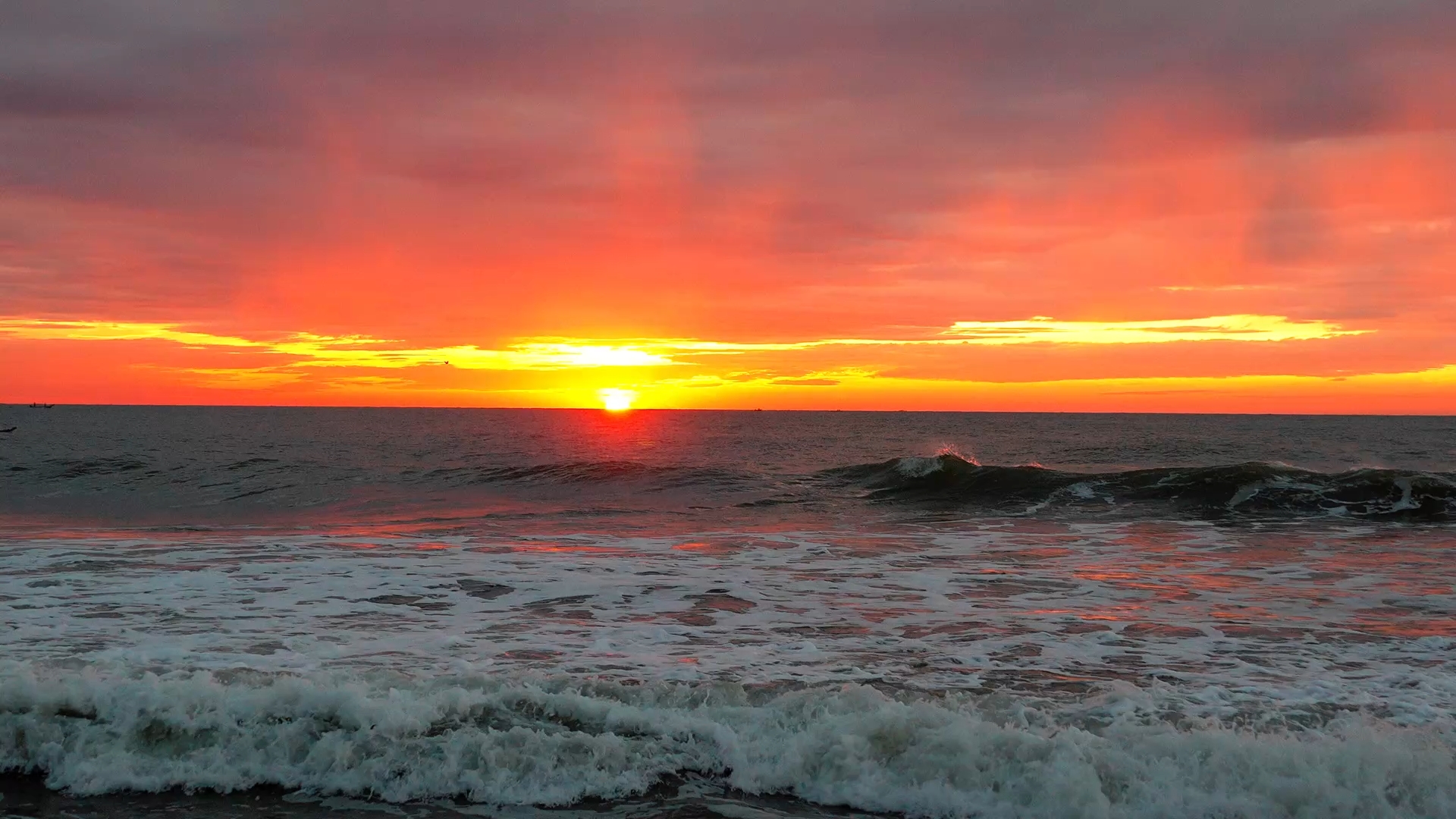 Sunrise Wave Footage HD