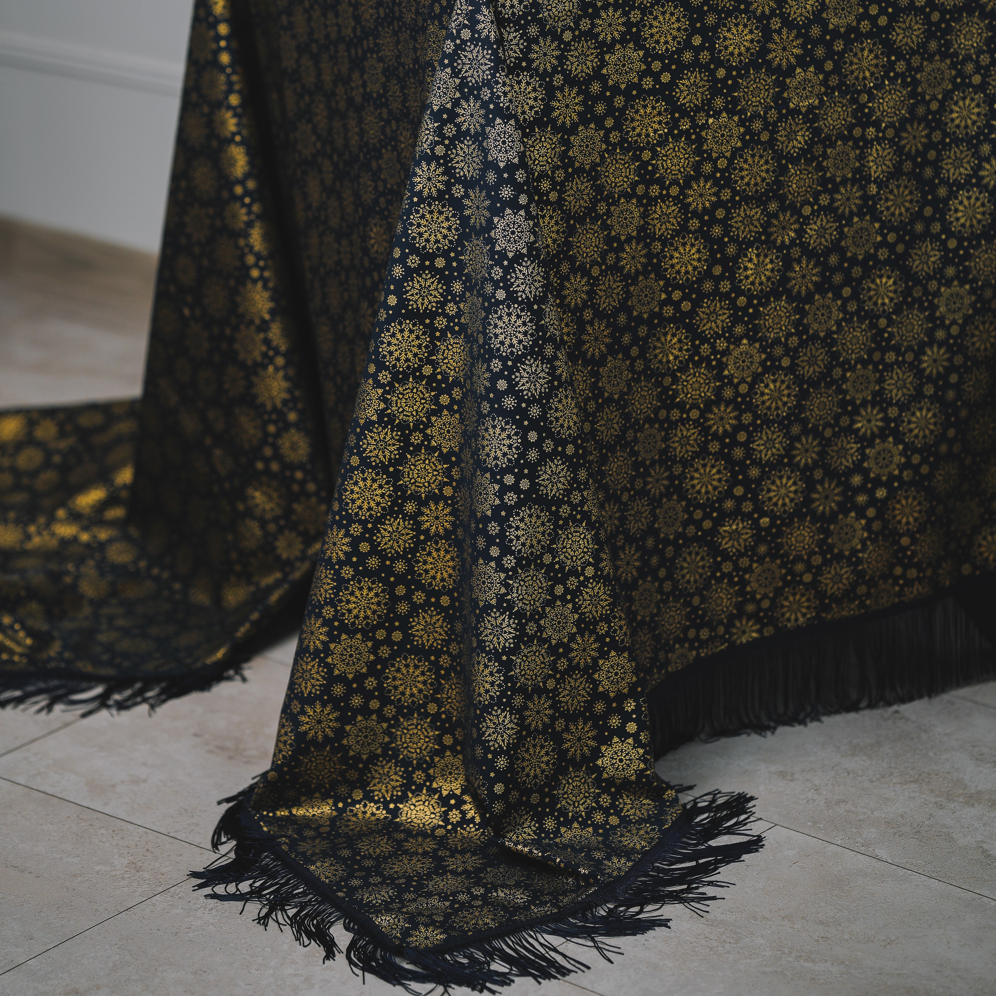 Kalėdinė staltiesė "ŽVAIGŽDĖTA NAKTIS II"