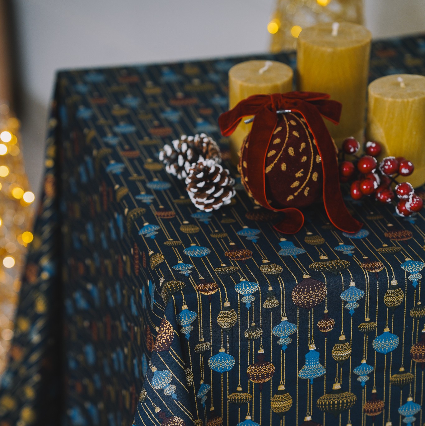 Kalėdinė staltiesė "ŠVENTINĖ NAKTIS"