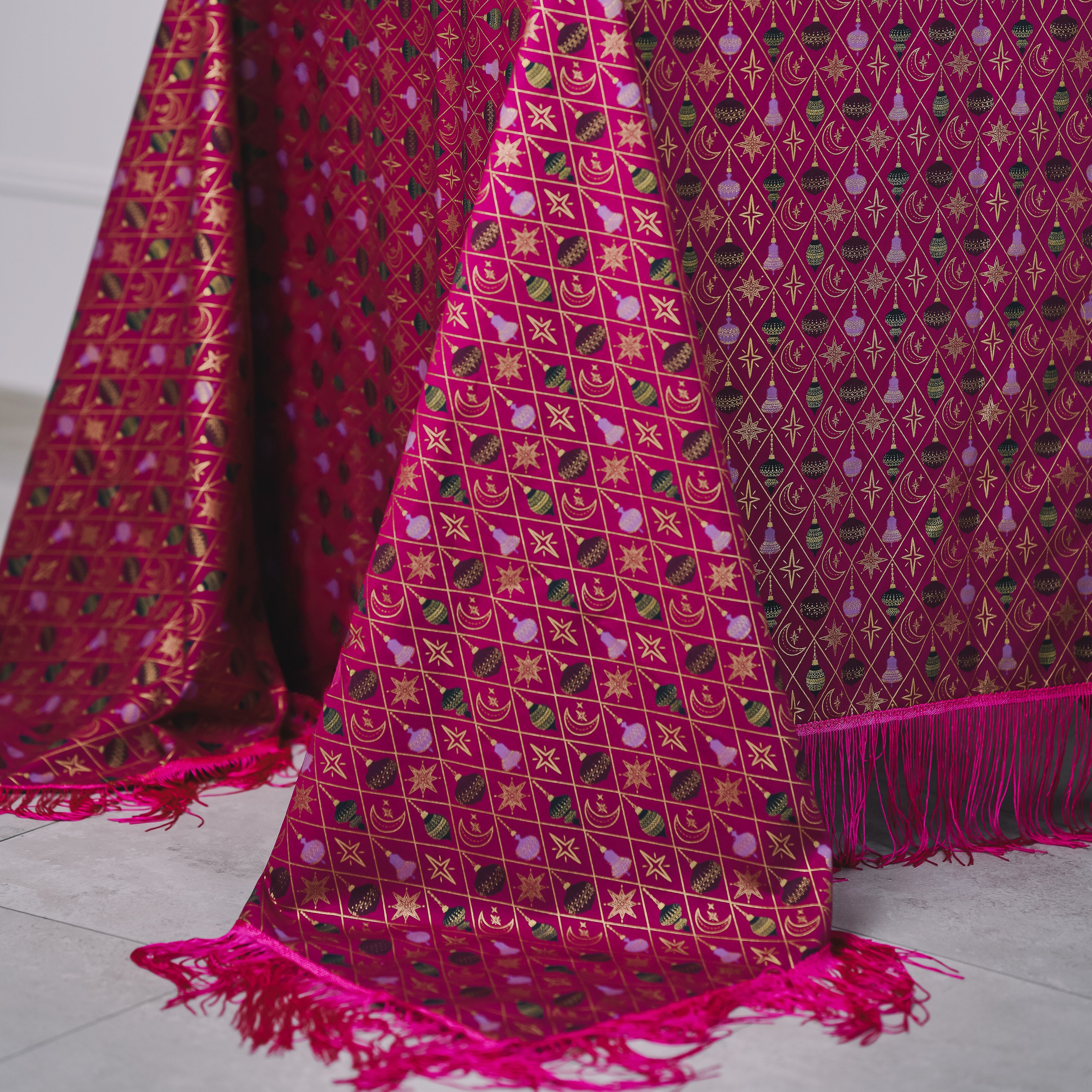 Šventinė staltiesė "KALĖDŲ STEBUKLAS II"