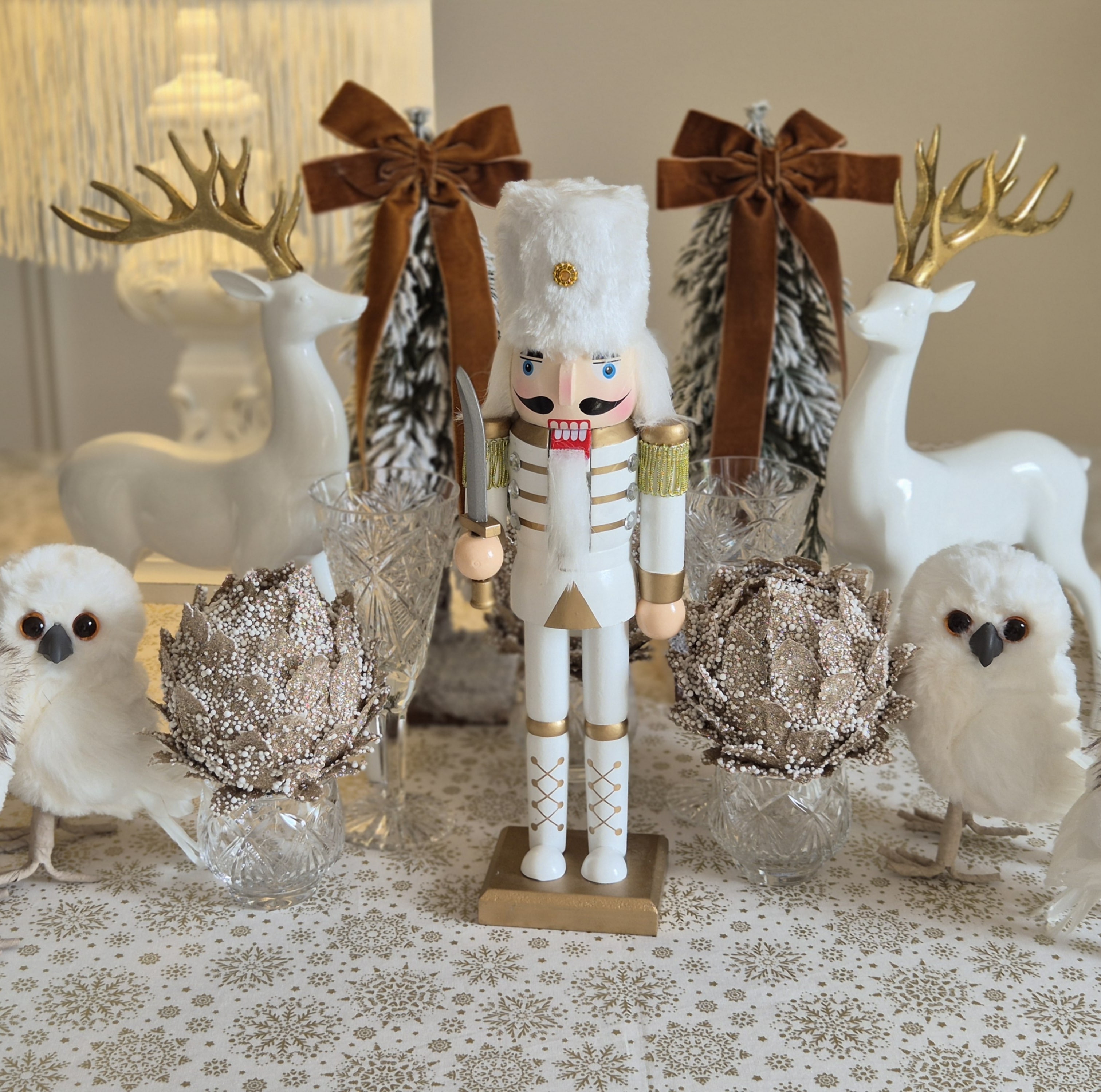 Rusvas aksominis kaspinėlis