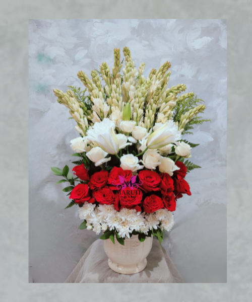 Vase Kusumaningrum