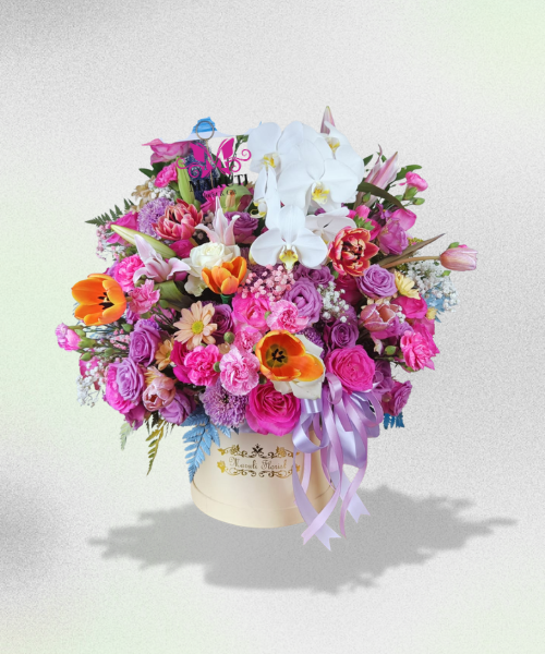VO01 Vase & Orchid