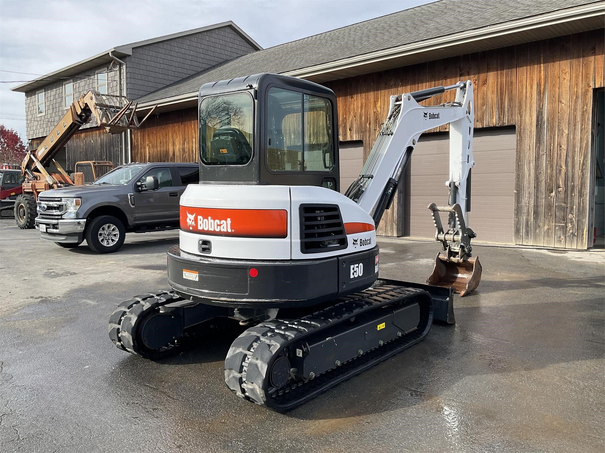 2015 BOBCAT E50