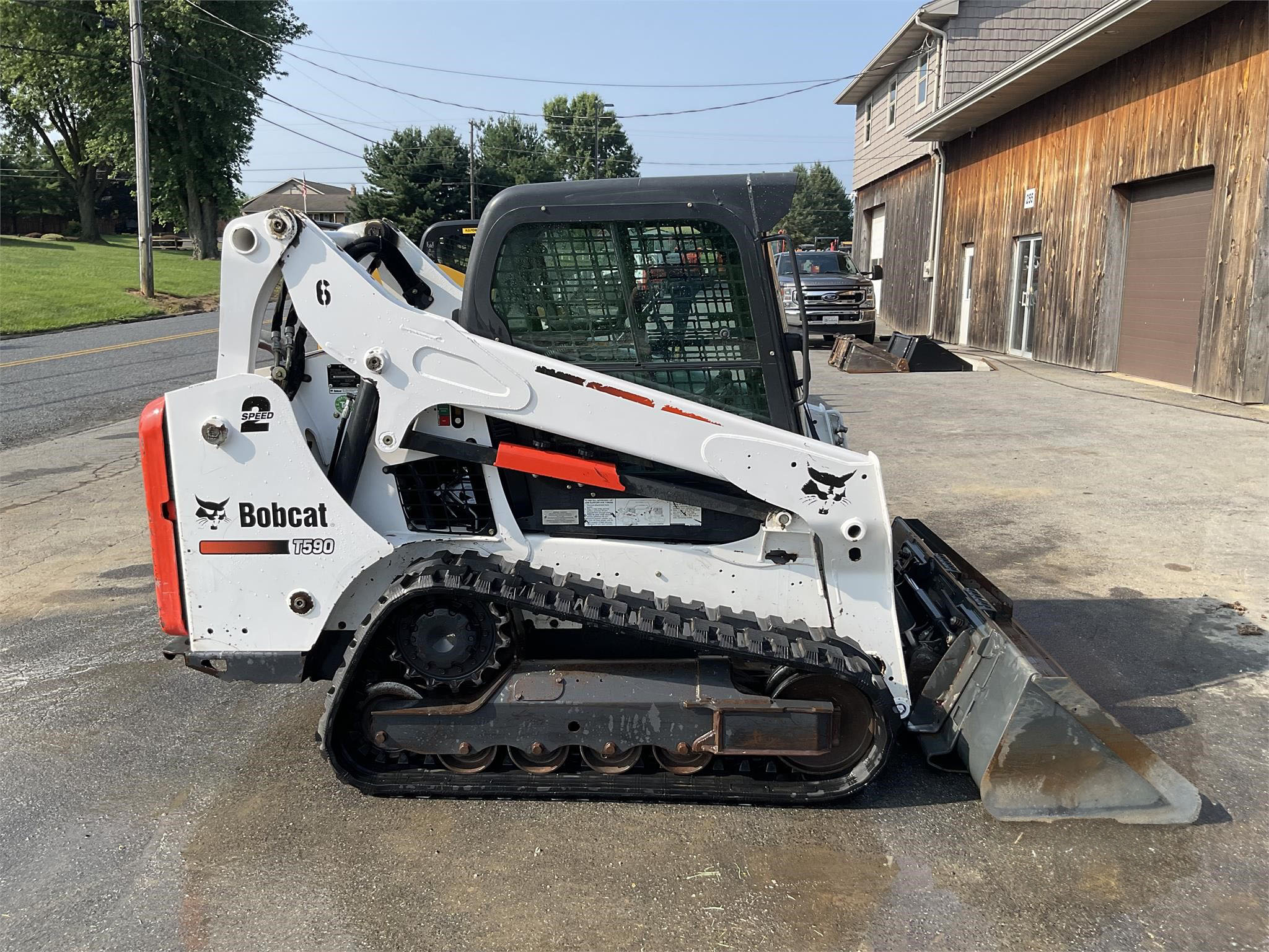 2014 BOBCAT T590