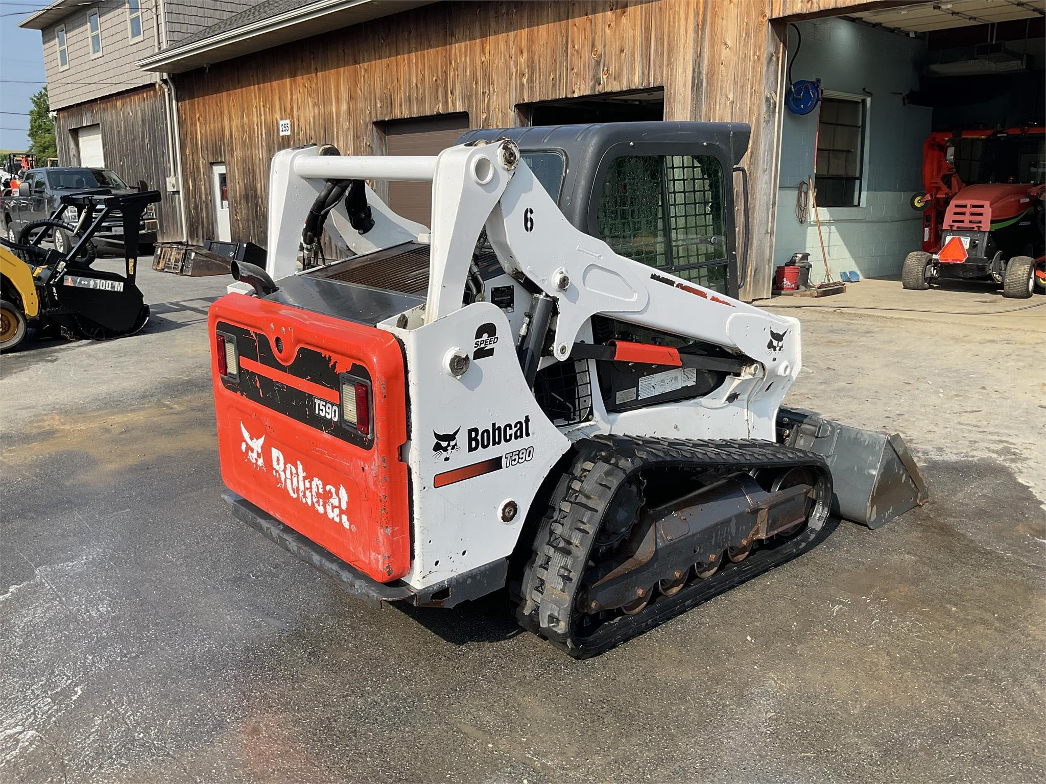 2014 BOBCAT T590