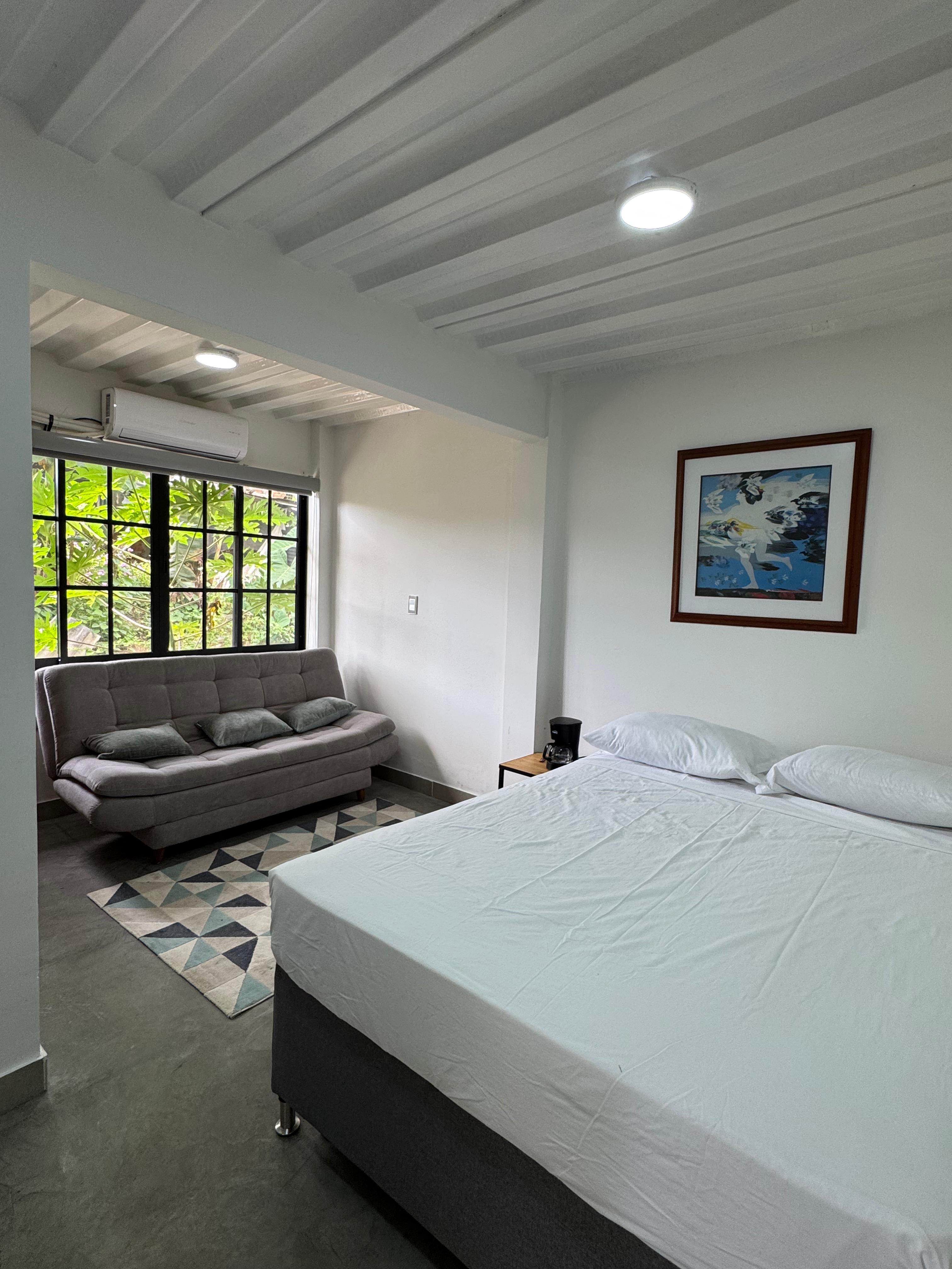 Bosque Vivo Hospedaje / Casco Urbano