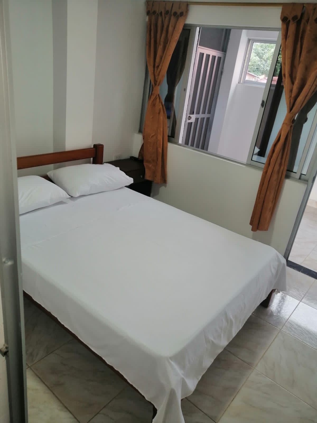 Alojamiento en Hotel Buenos Aires